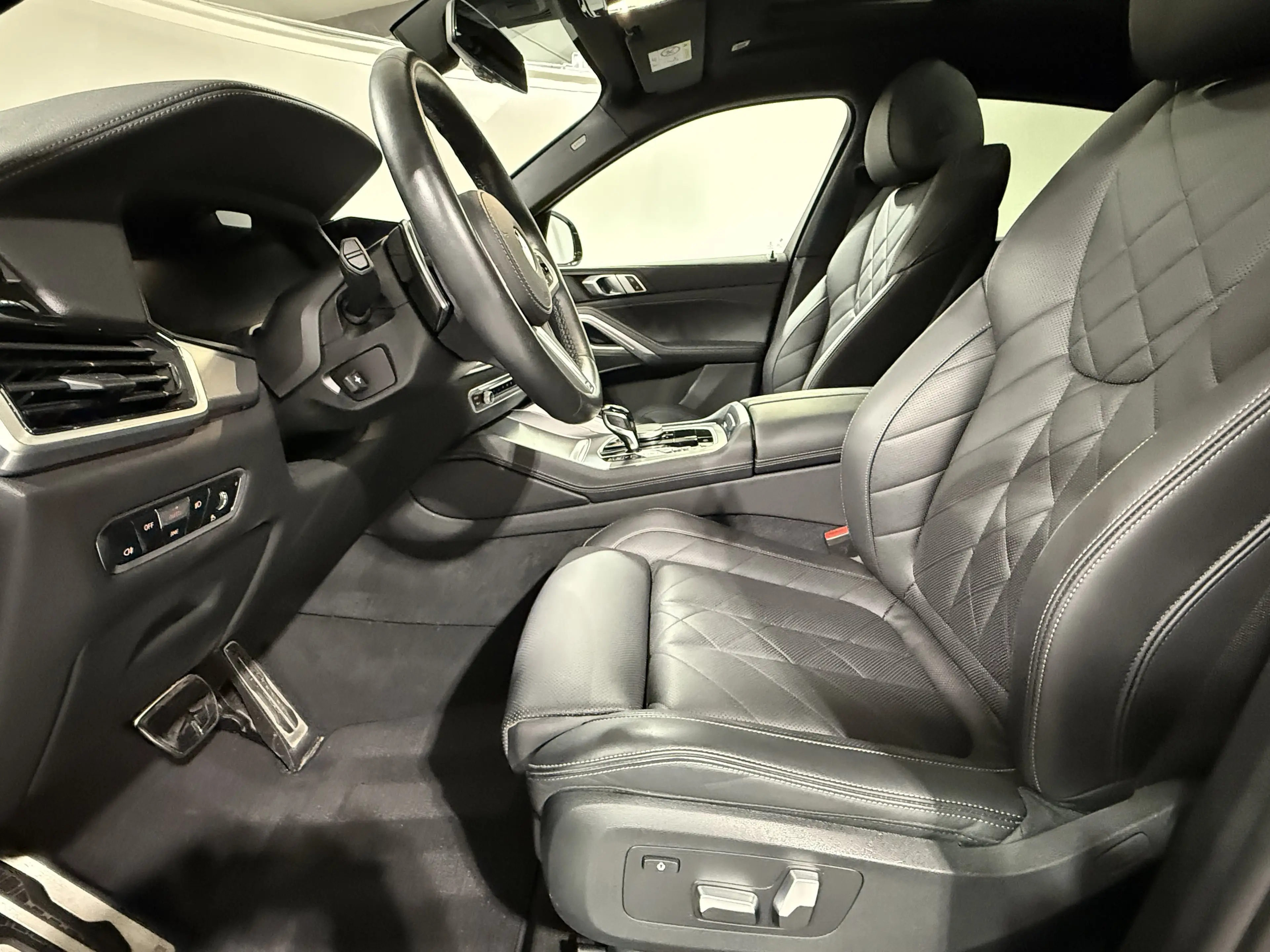 BMW X6 xDrive30d M Sportpaket AHK ACC 360° HUD HiFi — photo 9