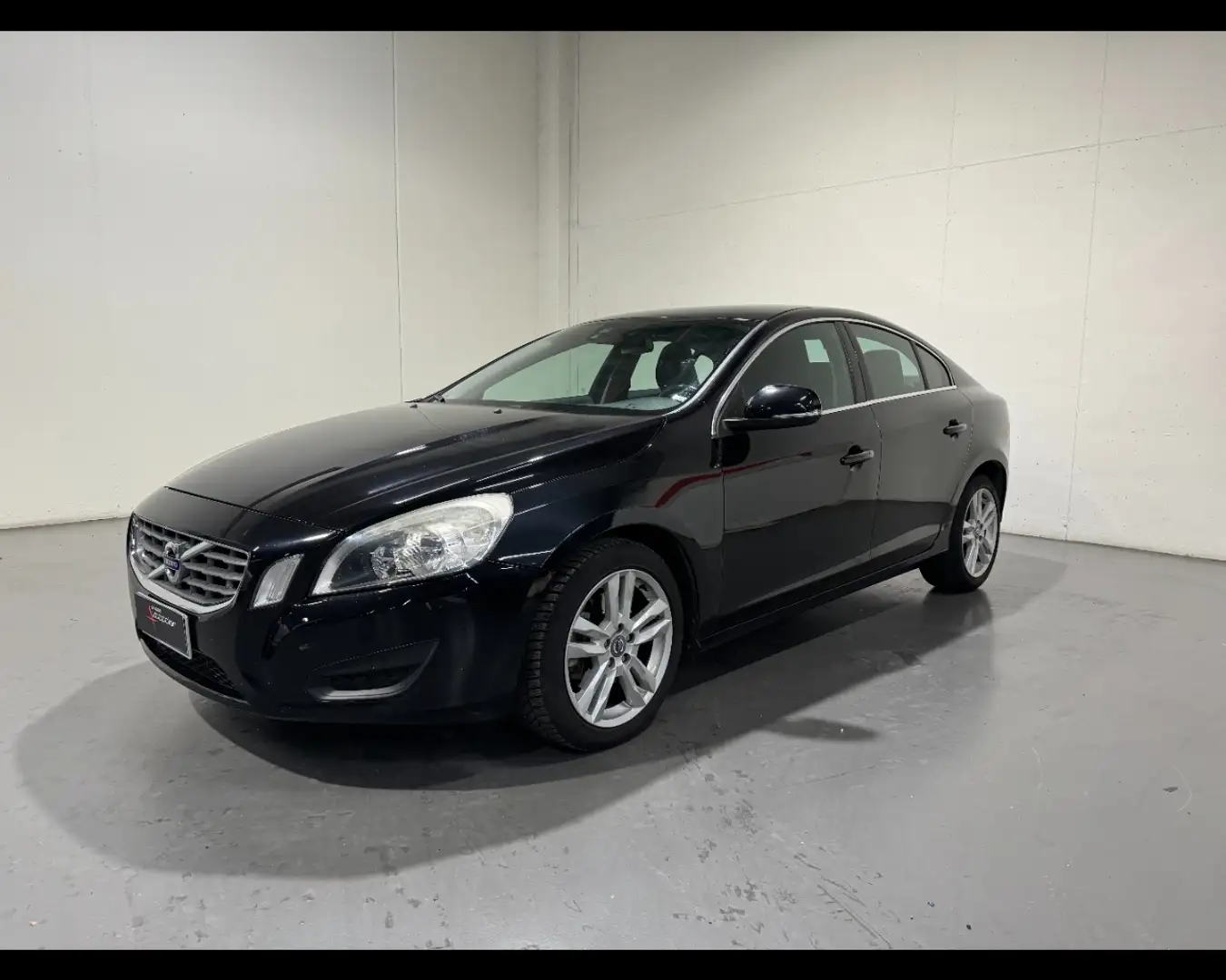Volvo S60 D3 GEARTRONIC MOMENTUM - 1