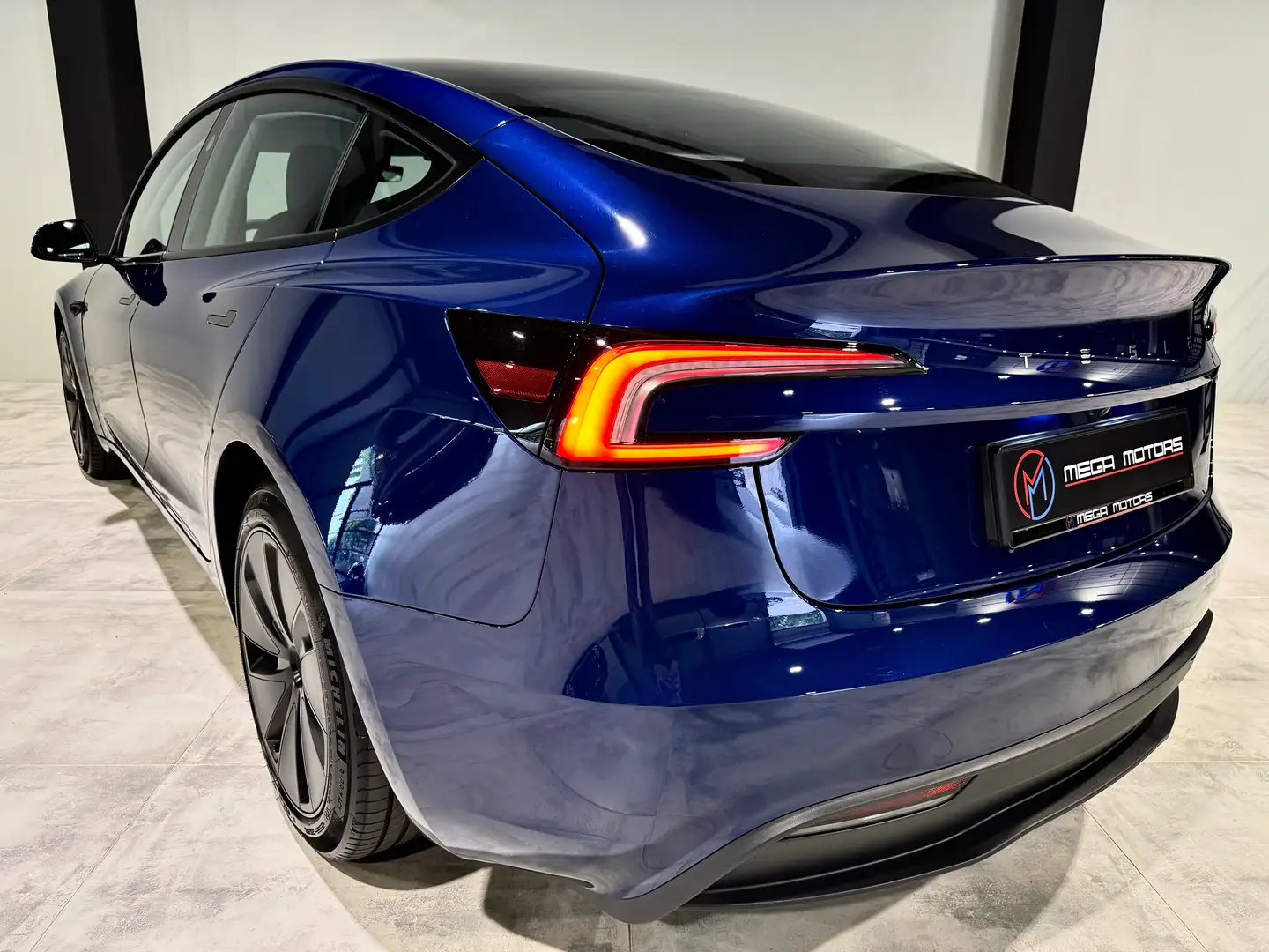 Tesla Model 3 HiGHLAND 60KWh SR+ PREMiUM "NEW MODELE" TVA/BTW" Blauw - 2
