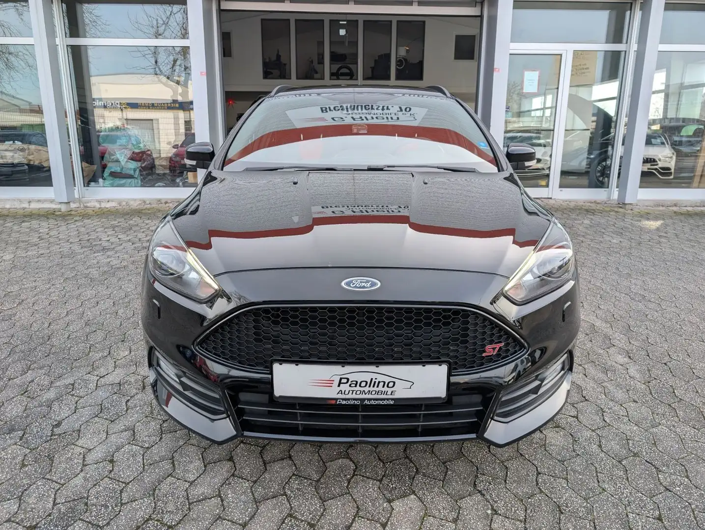 Ford Focus Turnier ST*2.HAND*NAVI*GARANTIE* Noir - 2