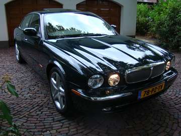 XJ 4.2 V8 Super