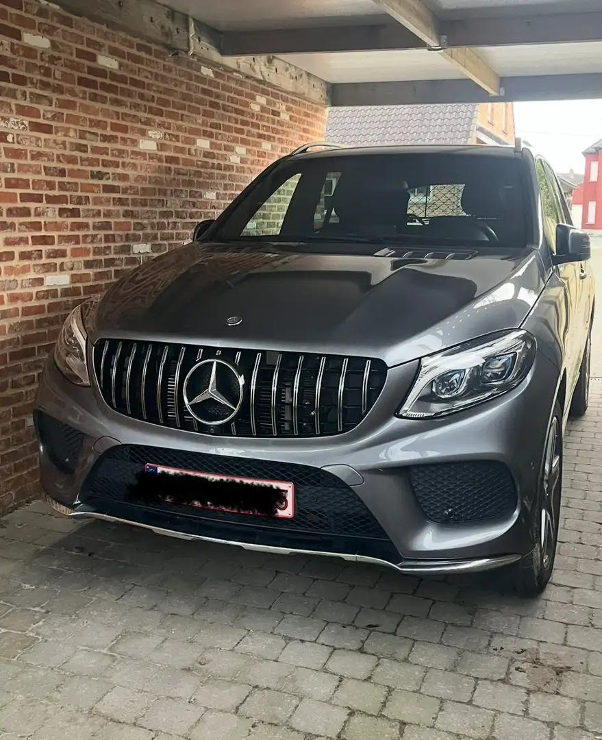 Mercedes-Benz GLE 500 GLE 500 e 4Matic 7G-TRONIC Szürke - 1