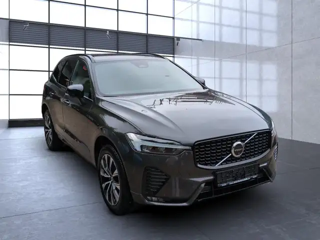 Volvo XC60 view 8