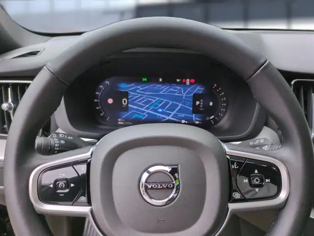 Volvo XC60 view 15