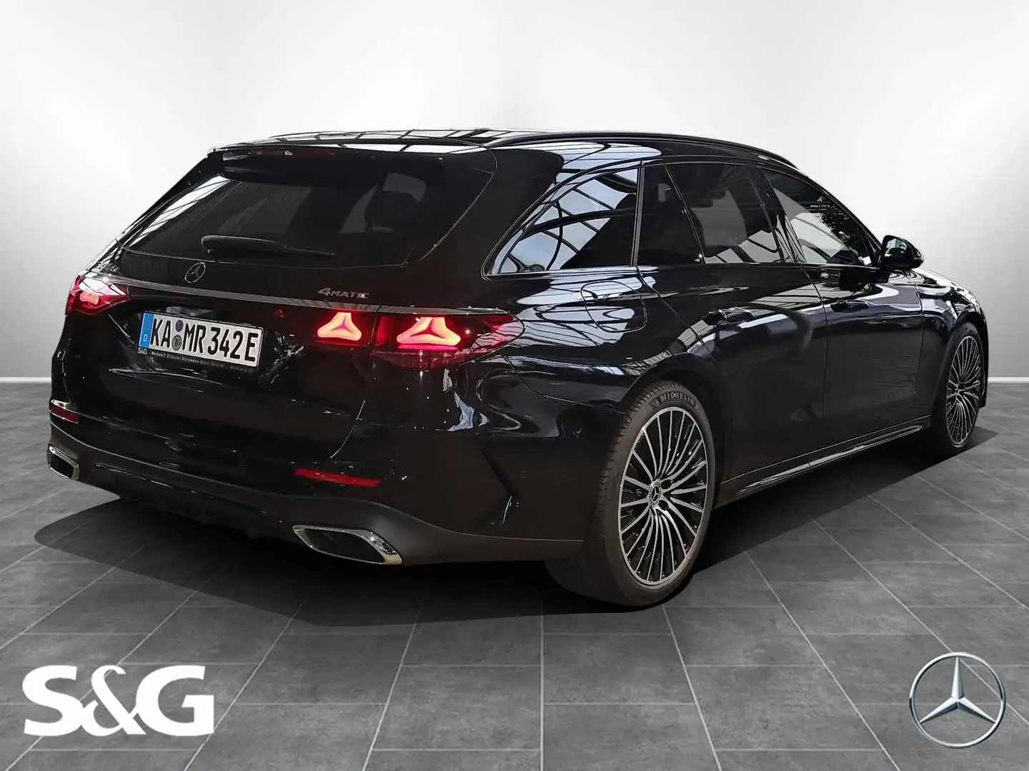 Mercedes-Benz E 300 de 4M T AMG MBUX+360°+DIG-LED+Pano+AHK+HUD Schwarz - 2