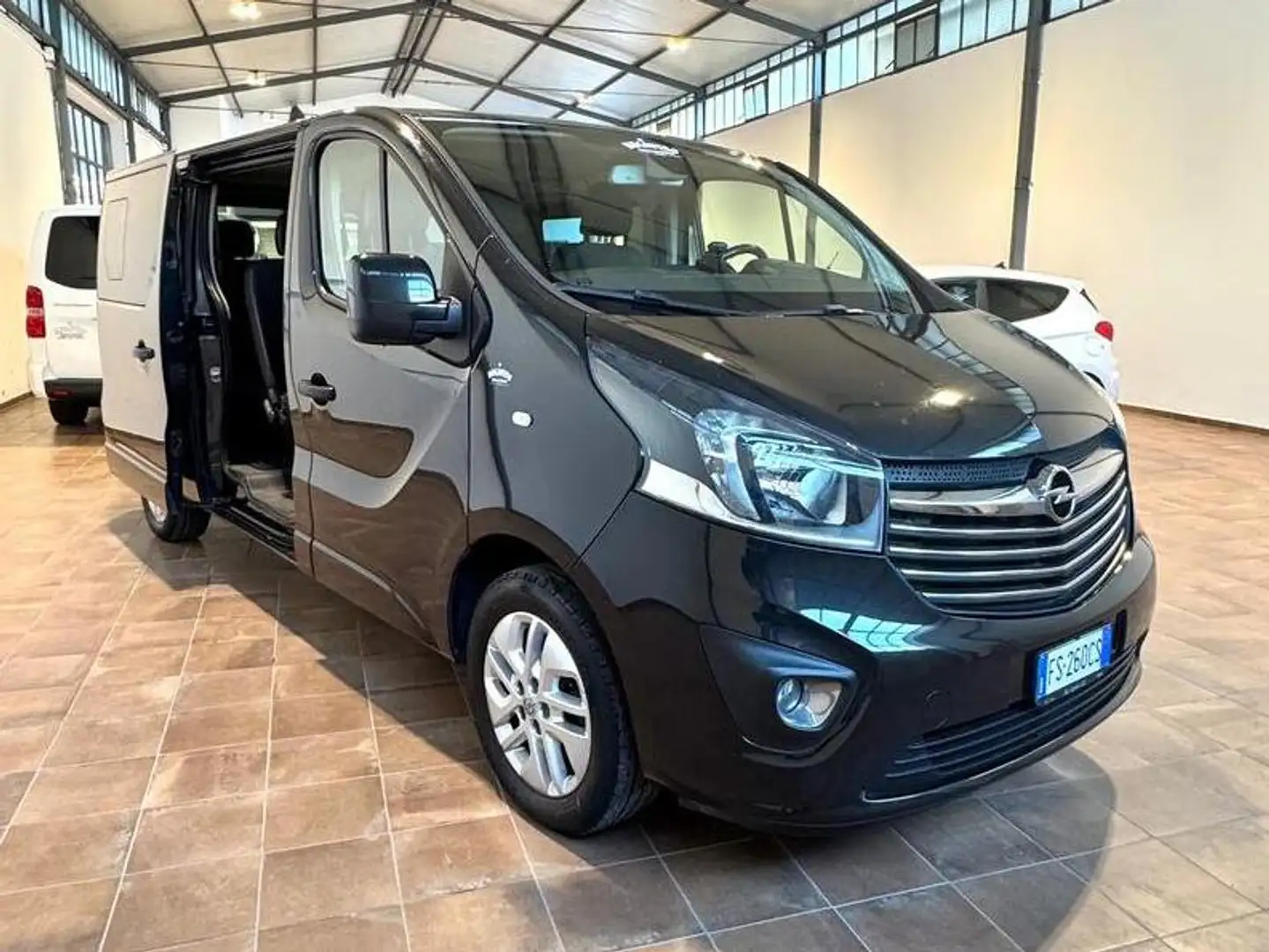 Opel Vivaro 1.6cdti 125cv L2H1 PULMINO 9 POSTI Nero - 1