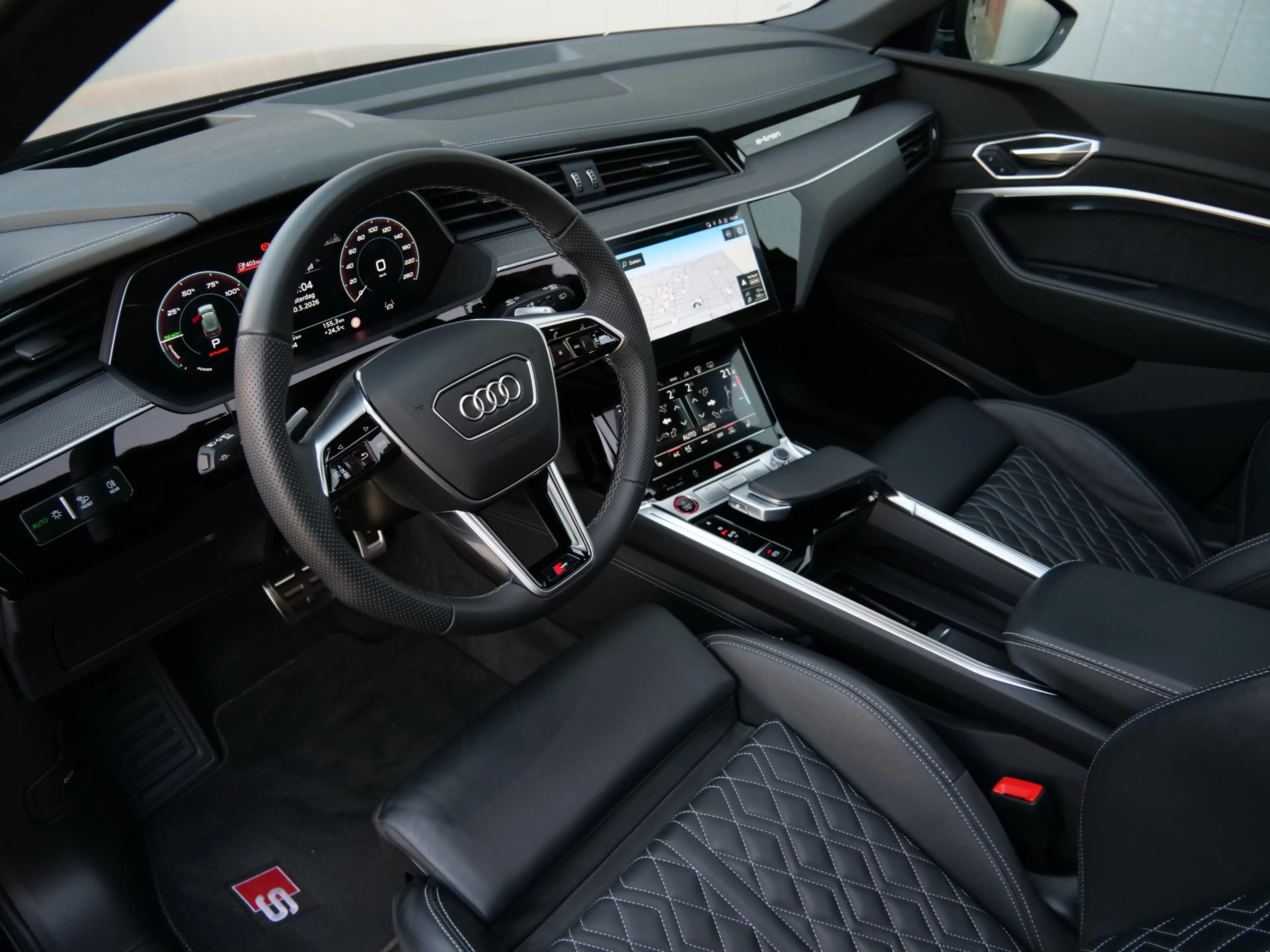 Audi SQ8 e-tron quattro 115 kWh 504 Pk Automaat Navi / DAB / Leer — photo 7