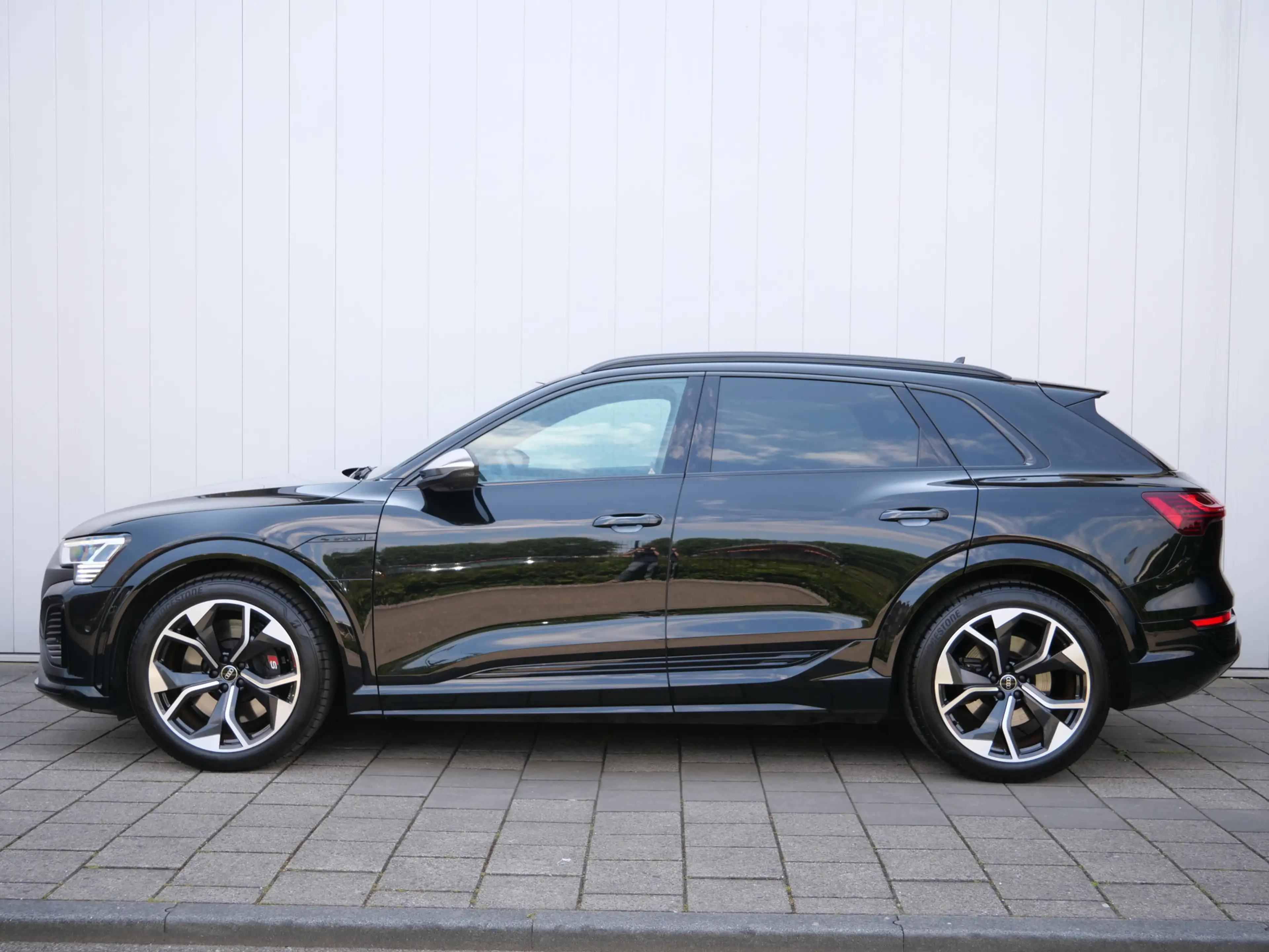 Audi SQ8 e-tron quattro 115 kWh 504 Pk Automaat Navi / DAB / Leer — photo 8