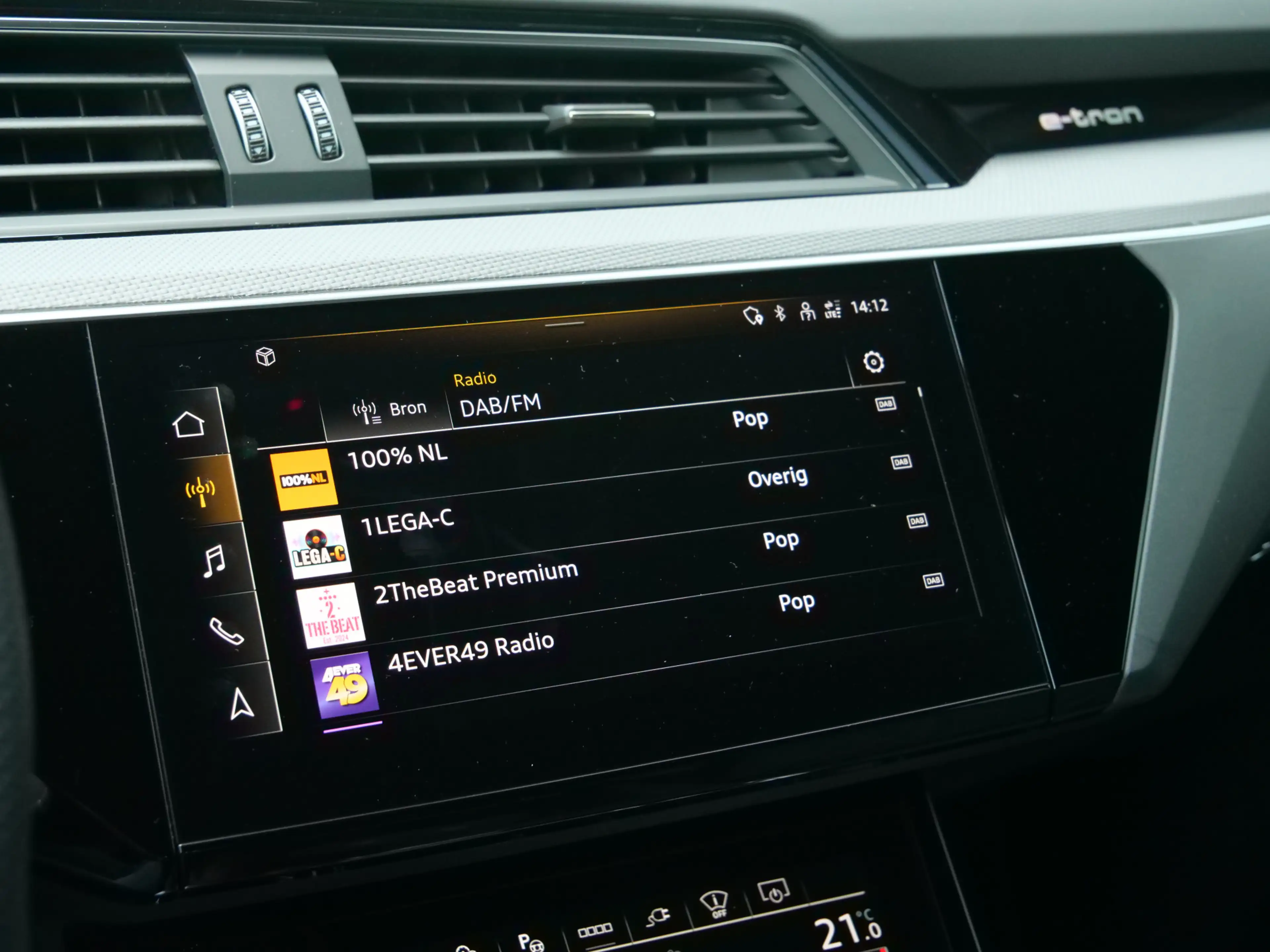 Audi SQ8 e-tron quattro 115 kWh 504 Pk Automaat Navi / DAB / Leer — photo 19