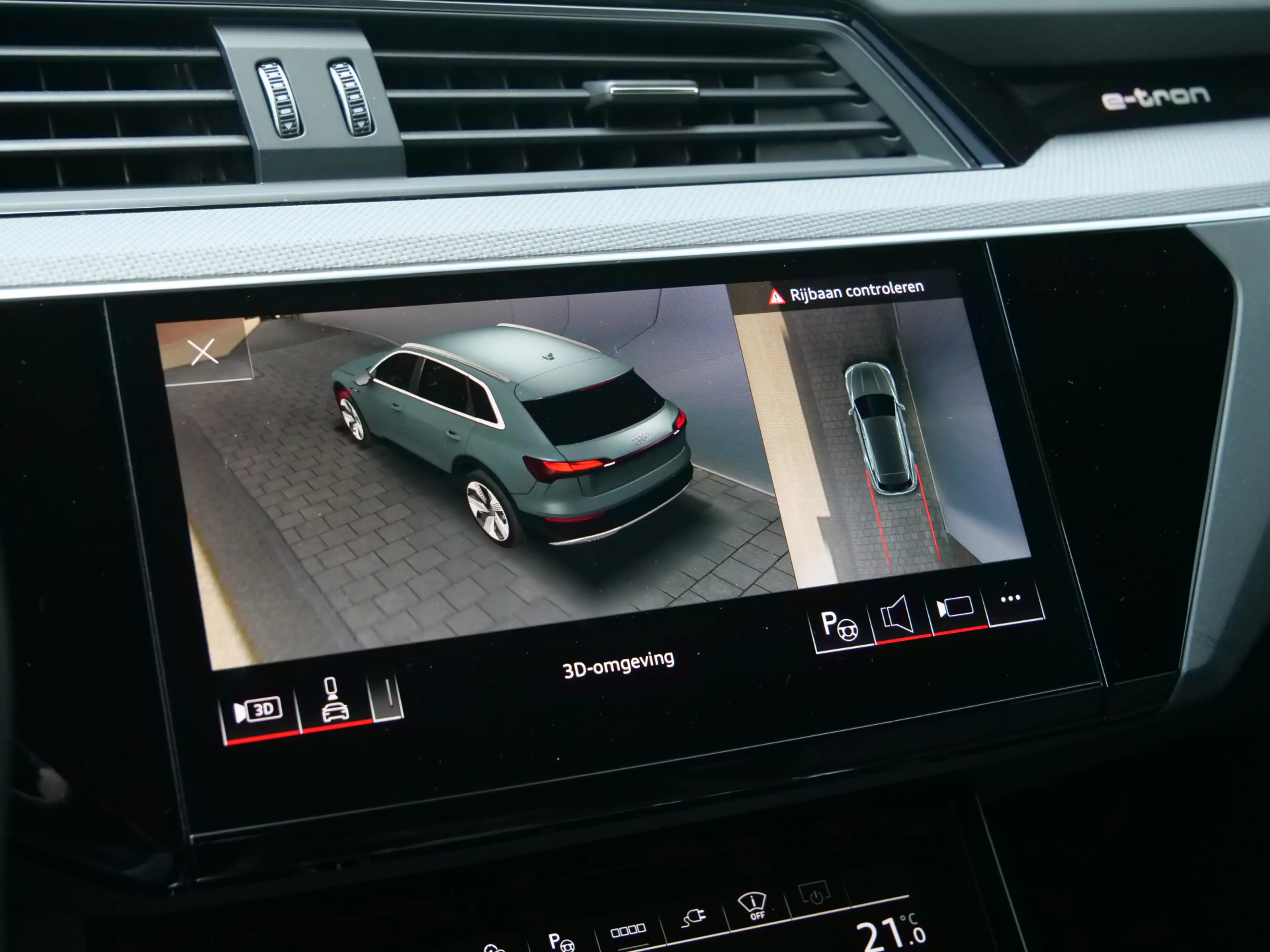 Audi SQ8 e-tron quattro 115 kWh 504 Pk Automaat Navi / DAB / Leer — photo 21