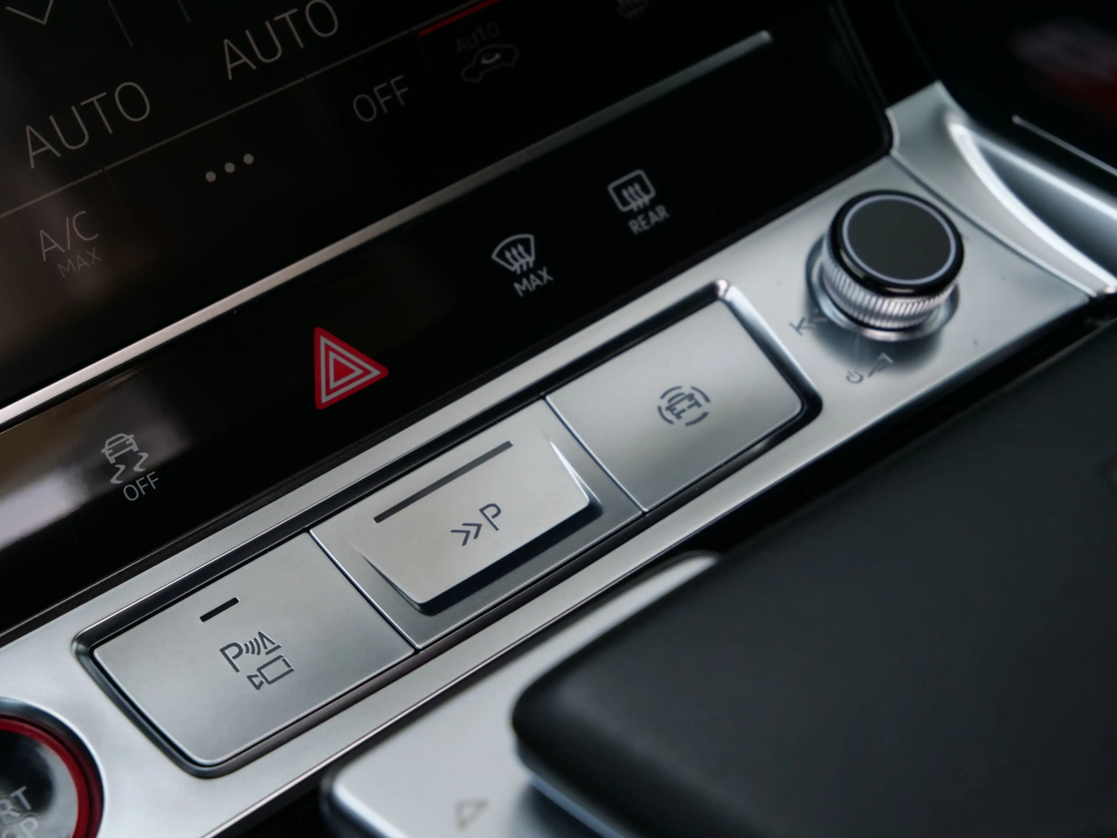 Audi SQ8 e-tron quattro 115 kWh 504 Pk Automaat Navi / DAB / Leer — photo 23