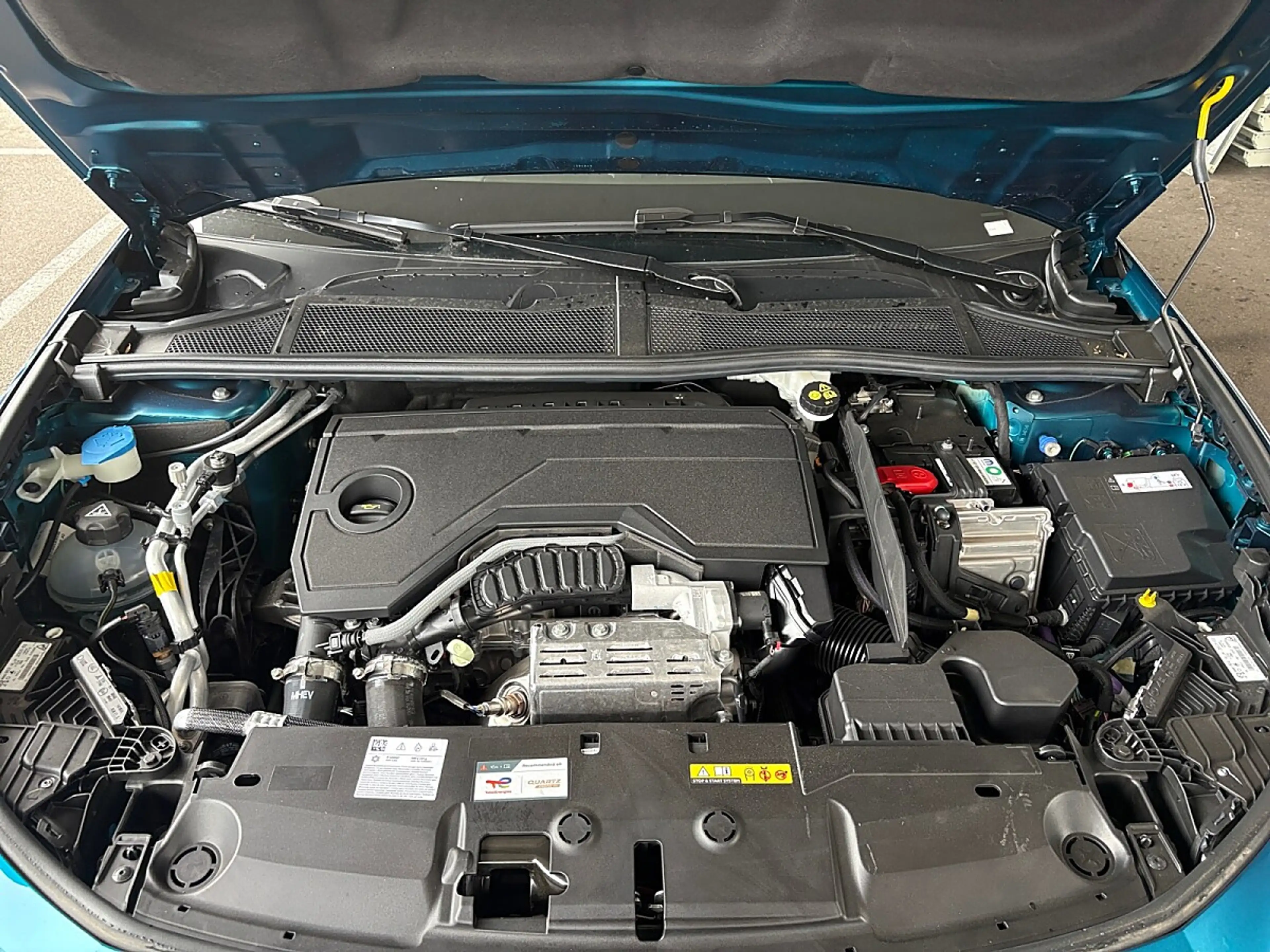 Peugeot 308 Hybrid 145 E-DCS6 Style — photo 33