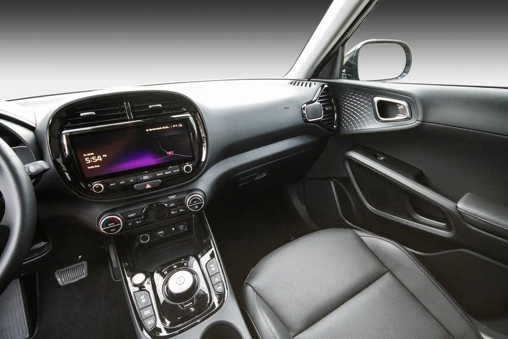 Kia Soul e-Soul Spirit Mod 2023 Lederpaket GSD Wärmepumpe Schwarz - 2