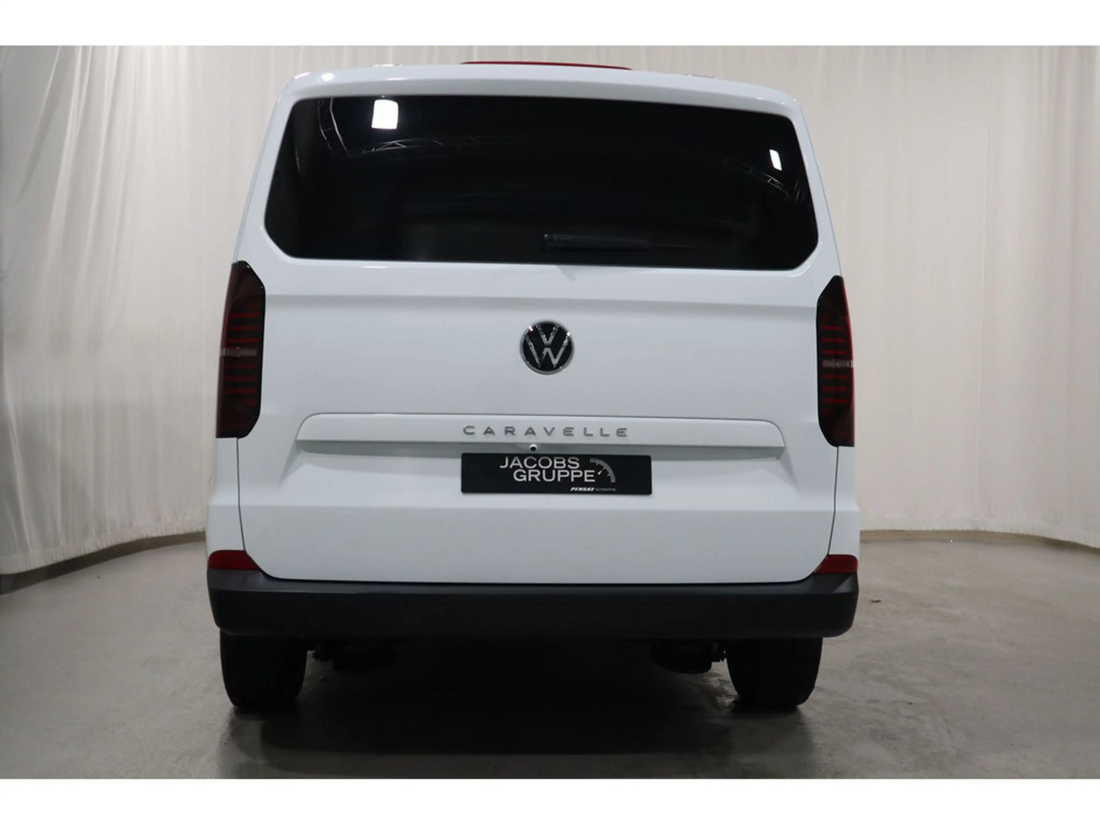 Volkswagen T7 Caravelle 2,0 l 81 kW TDI 6-Gang Radst. 3500 mm 2.0 TDI 81 kW LR — photo 5