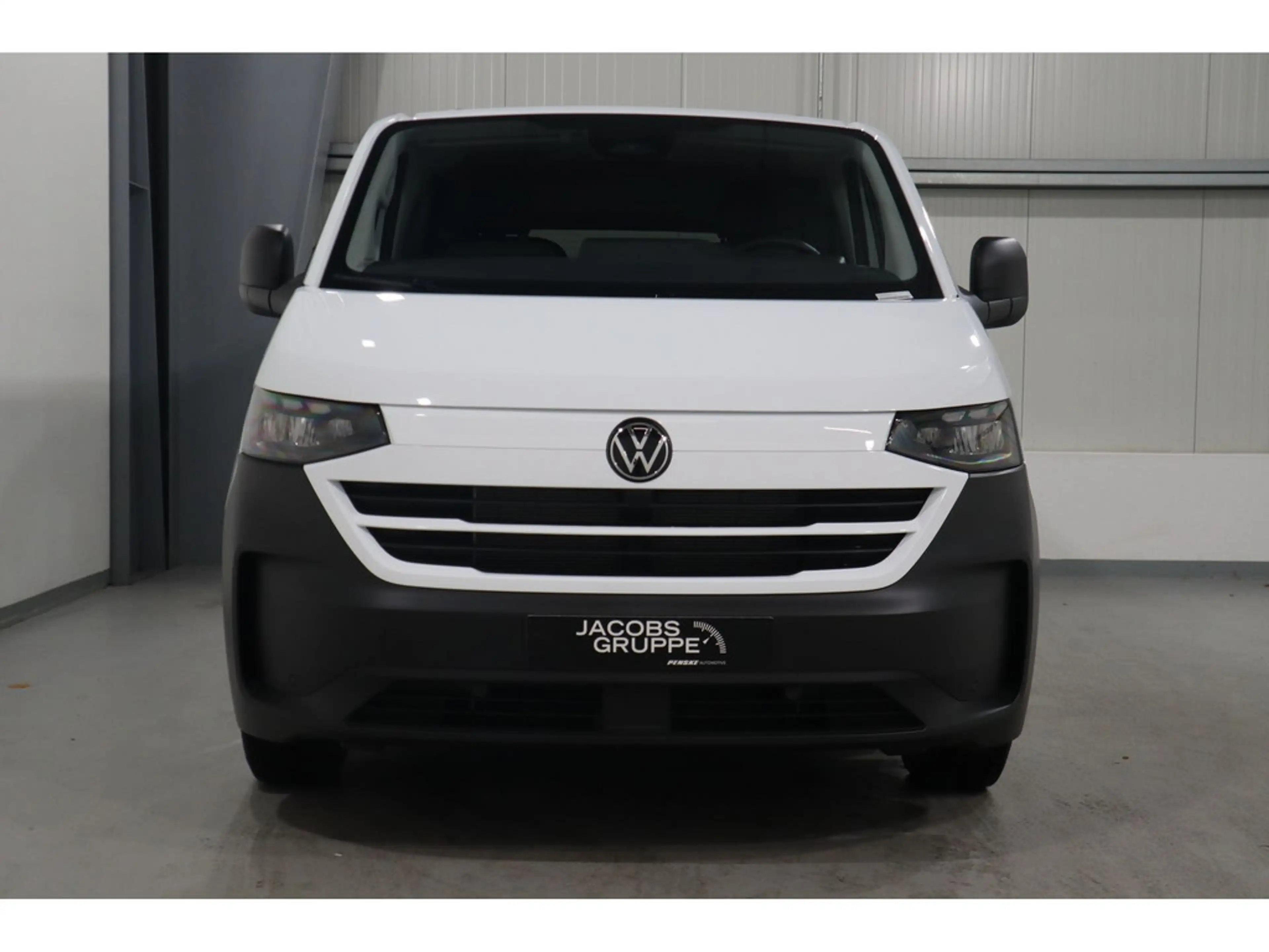 Volkswagen T7 Caravelle 2,0 l 81 kW TDI 6-Gang Radst. 3500 mm 2.0 TDI 81 kW LR — photo 3