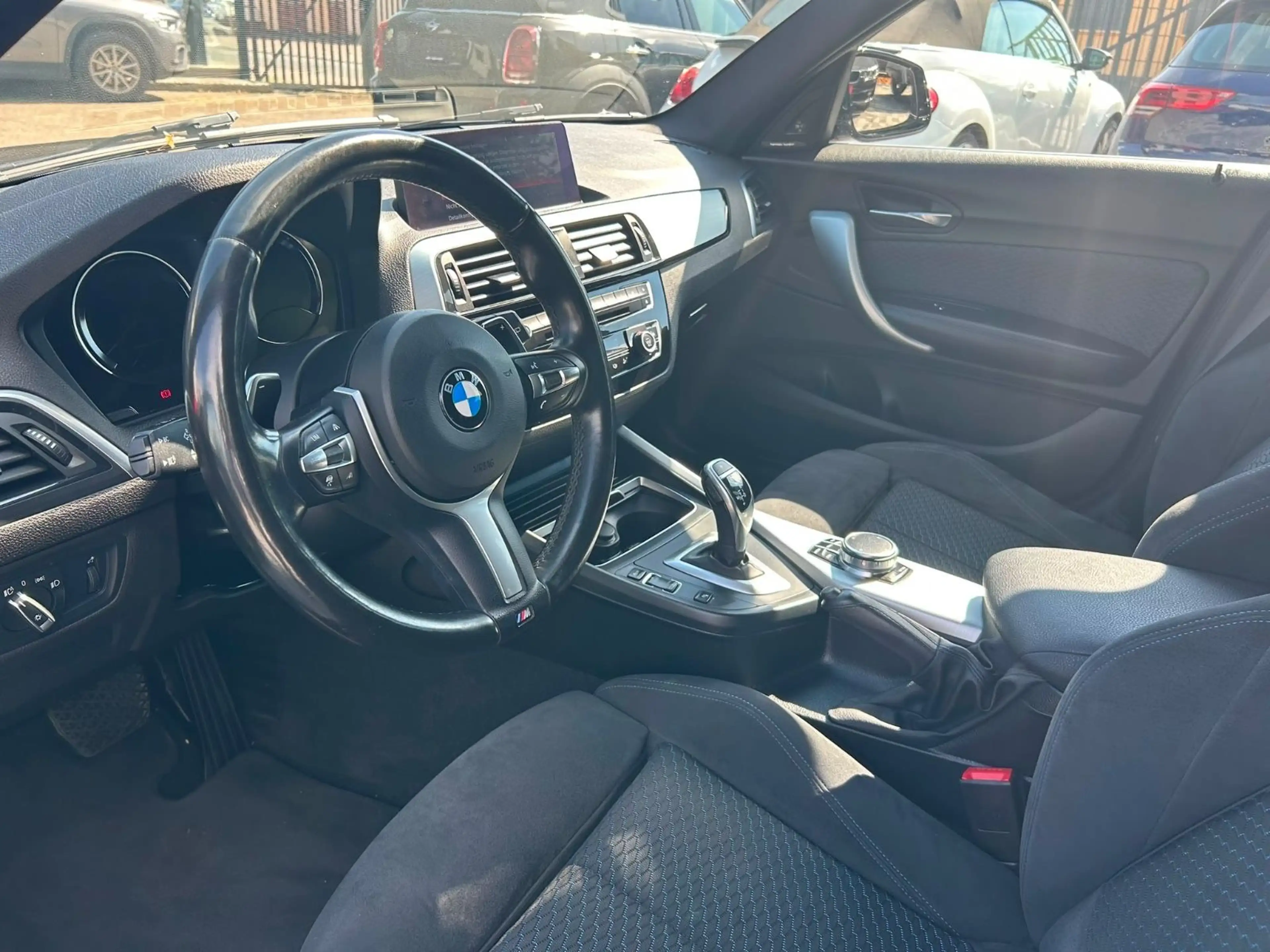 BMW 125 d Edition M Sport Shadow — photo 10