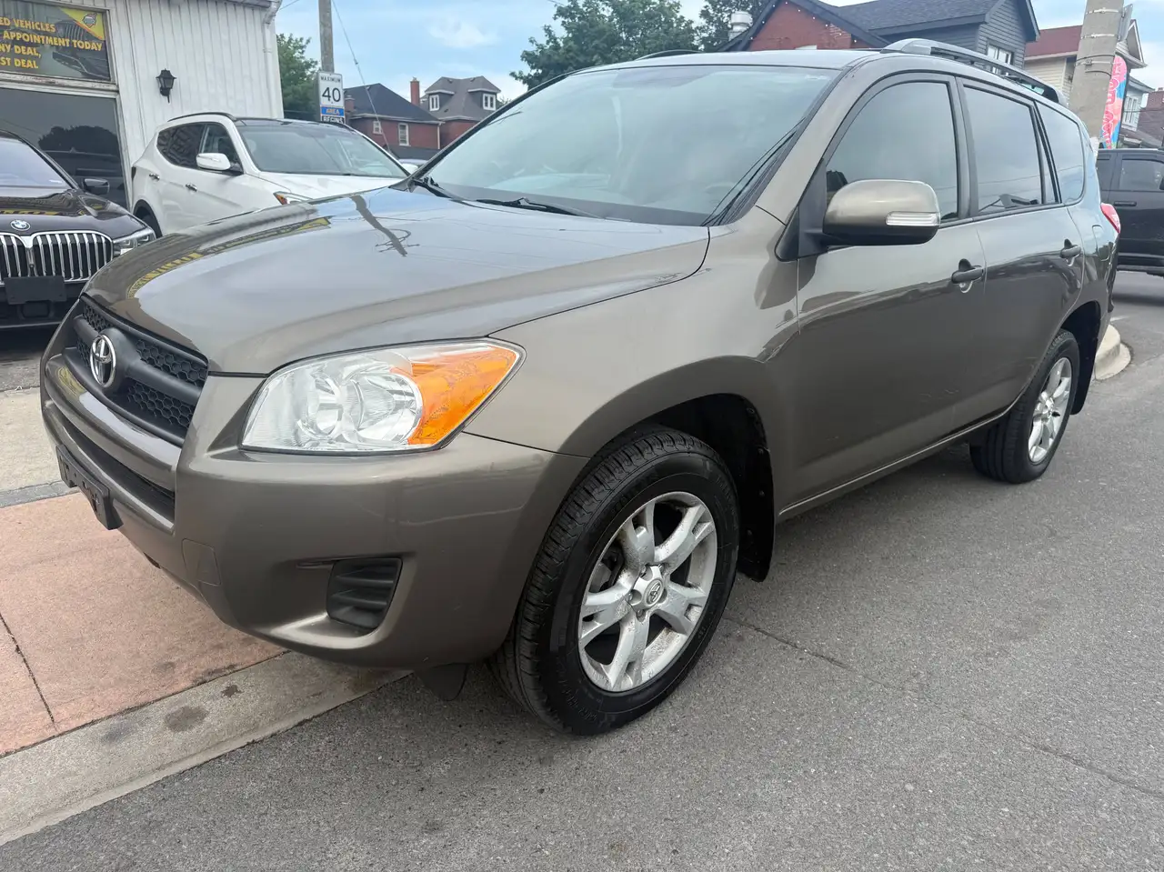 Toyota RAV 4 photo Toyota RAV 4