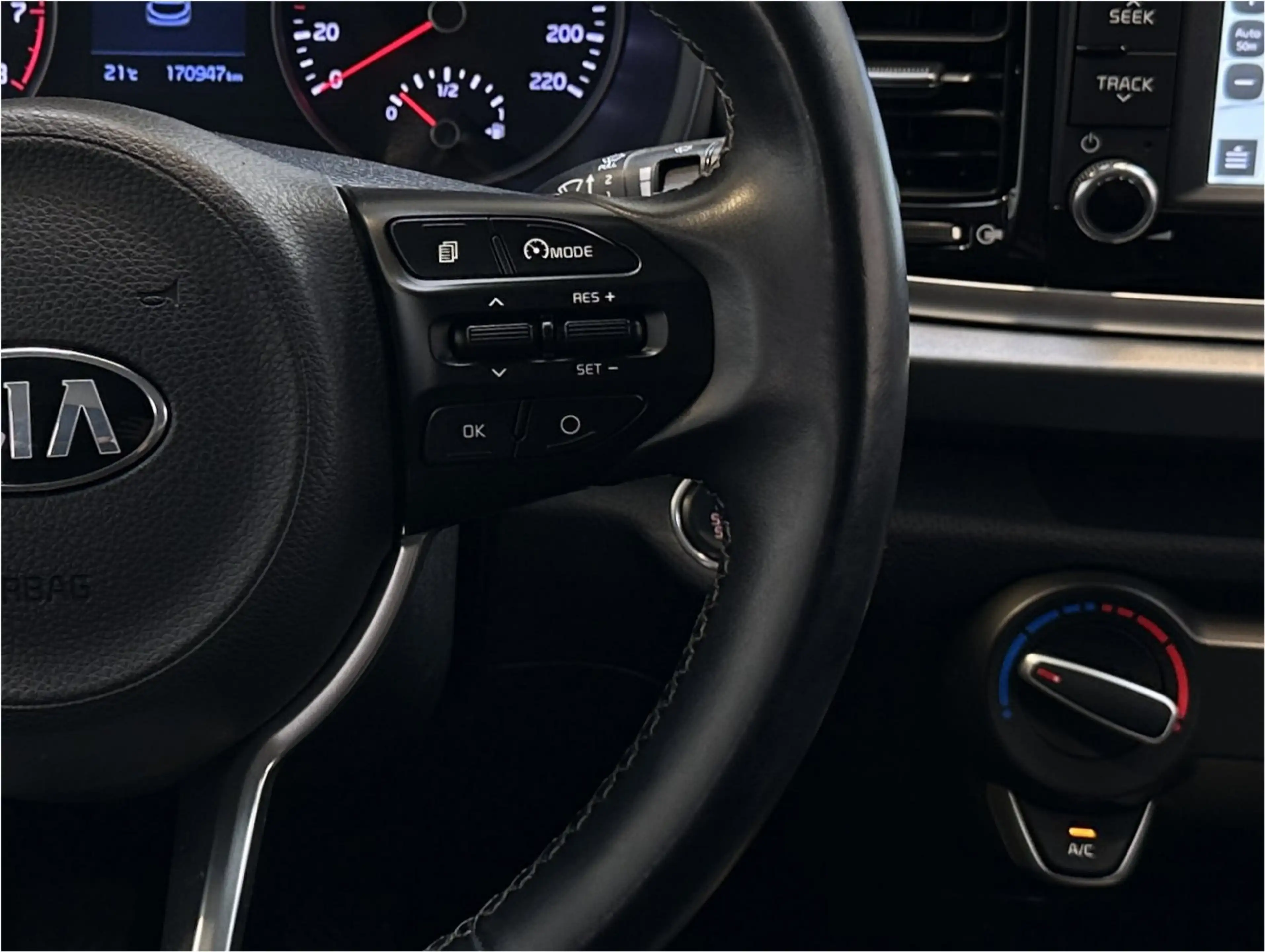 Kia Rio 1.0 TGDI DynamicLine | Apple Carplay/ Android Auto — photo 23