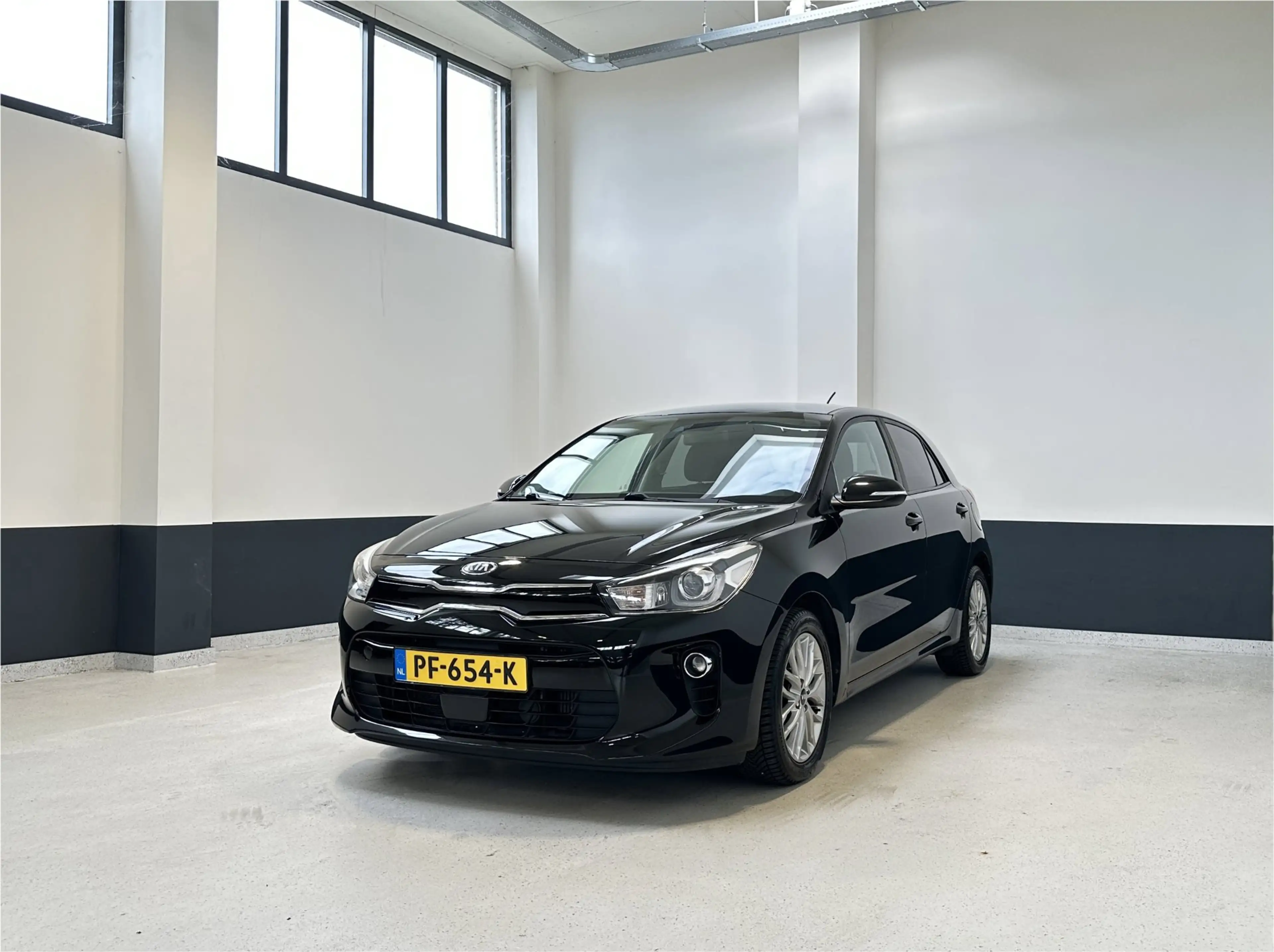 Kia Rio 1.0 TGDI DynamicLine | Apple Carplay/ Android Auto — photo 2