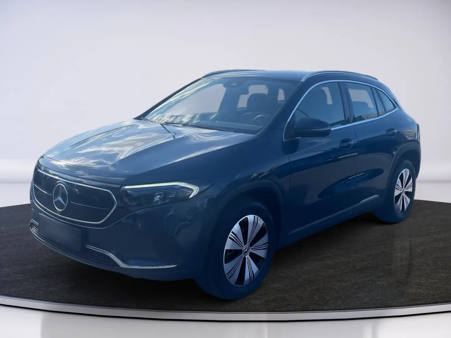 Mercedes-Benz EQA 250 AUT Kam. KlimaA LED LM Navi PDC ParkAss Blau - 2