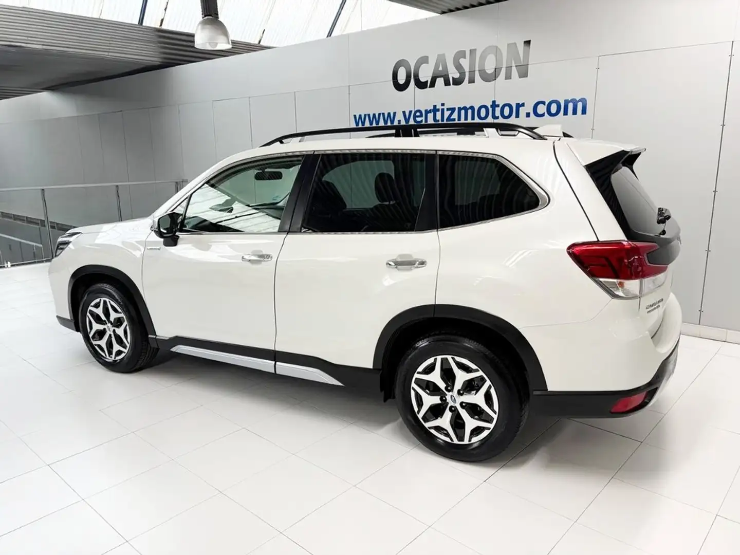 Subaru Forester 2.0i Hybrid CVT Executive Plus Blanc - 2