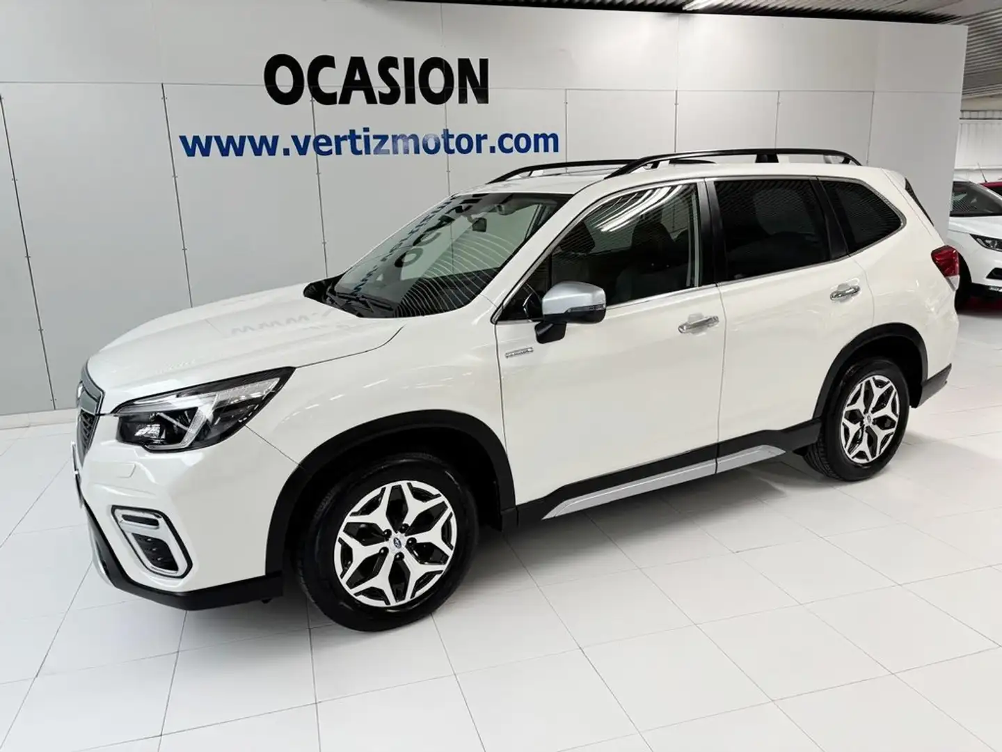 Subaru Forester 2.0i Hybrid CVT Executive Plus Blanc - 1