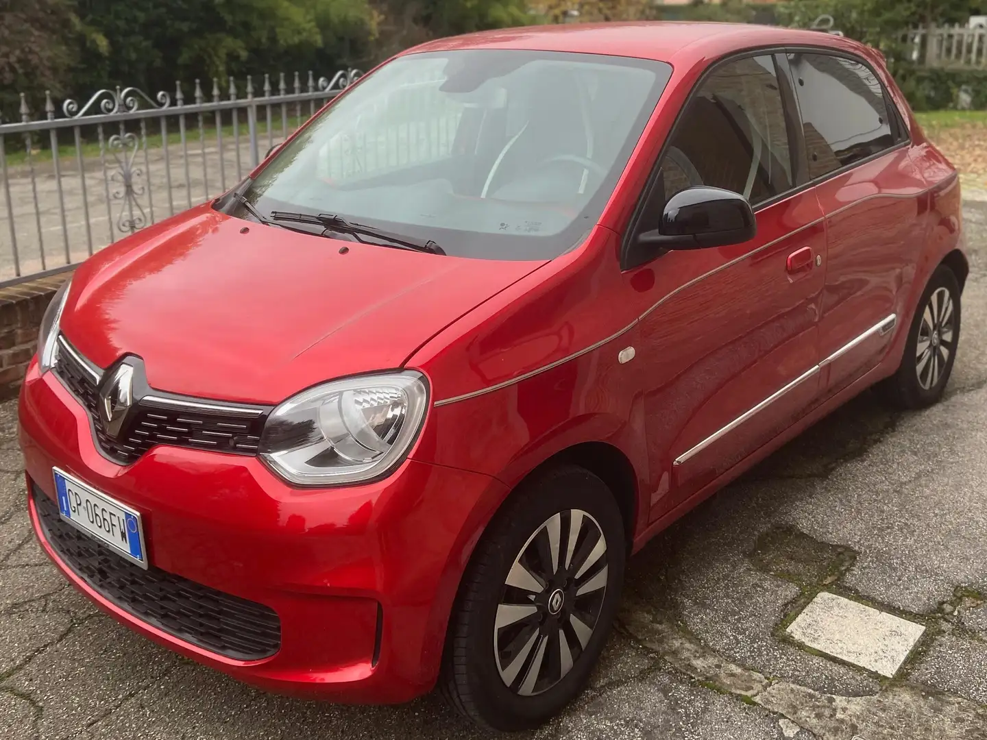 Renault Twingo Techno 22kWh Elettrica 100% Neopatentati Rot - 1
