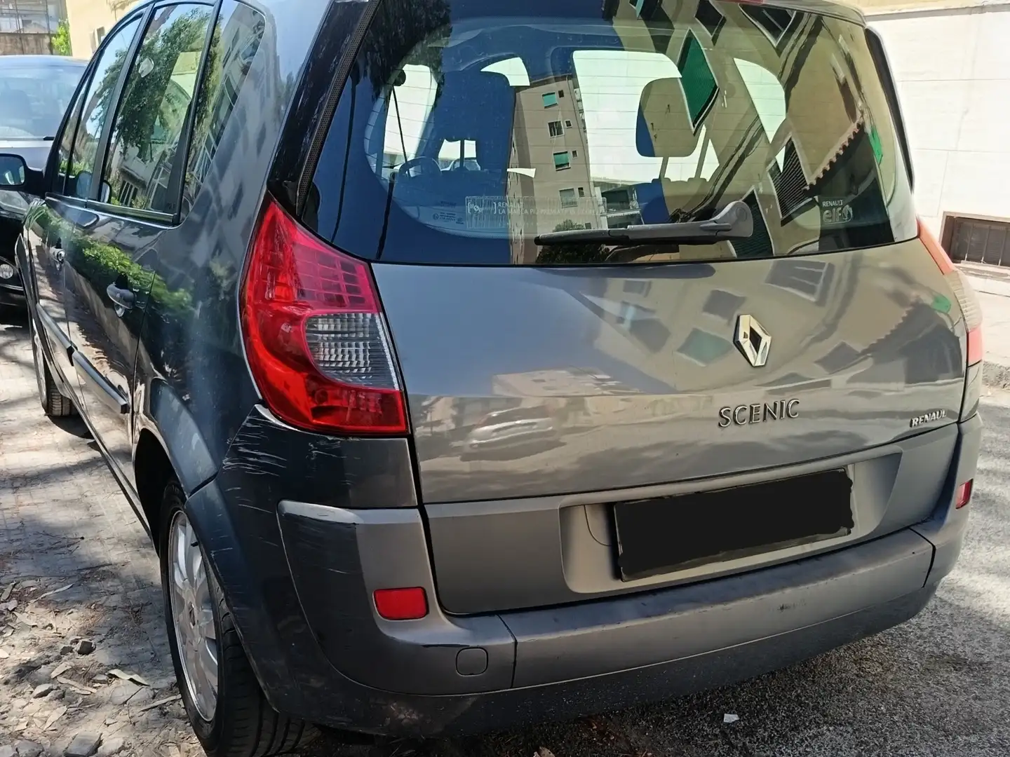 Renault Grand Scenic 1.5 dci Dynamique Gris - 2