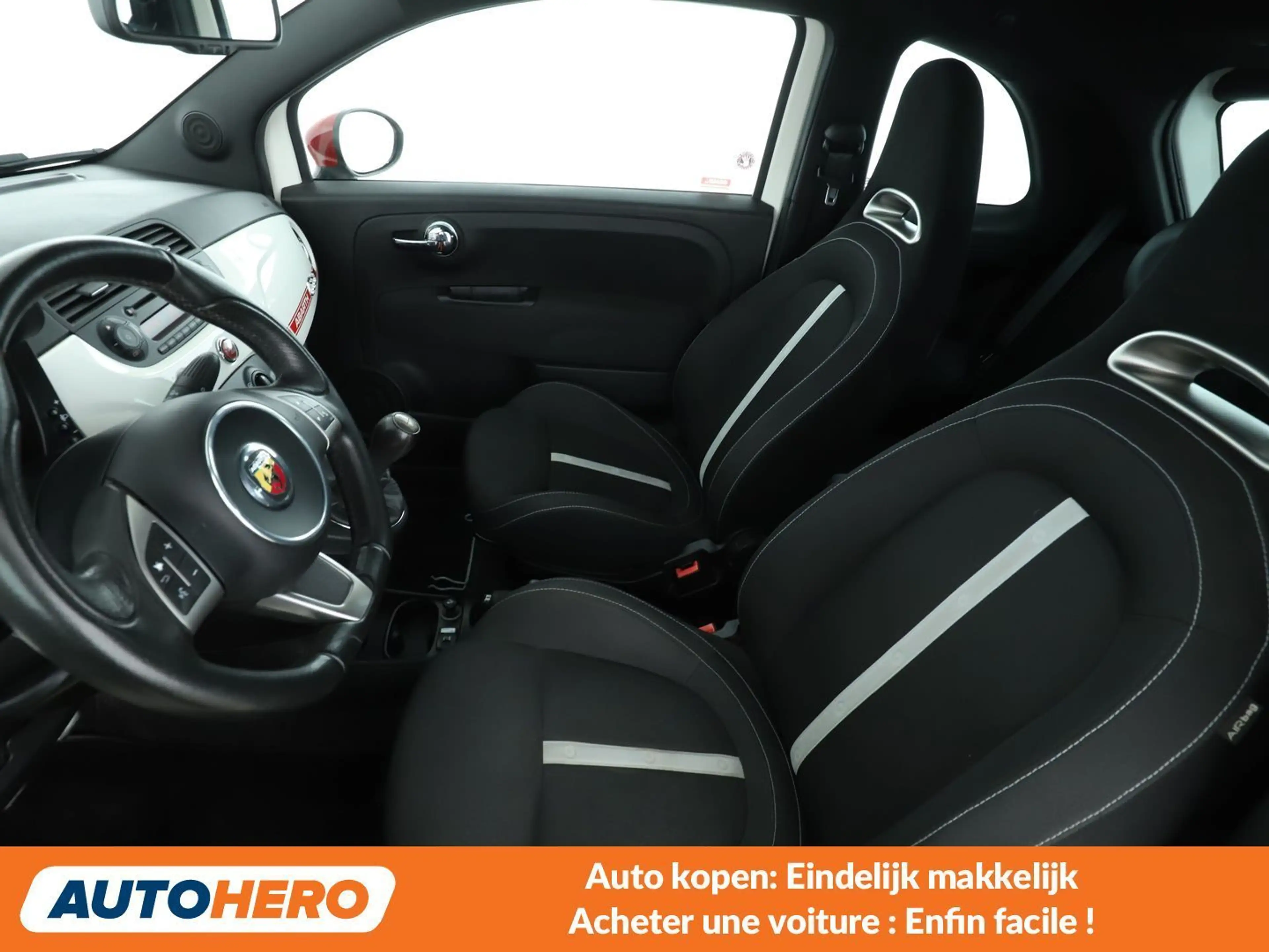 Abarth 500 1.4 Turbo Custom — photo 7
