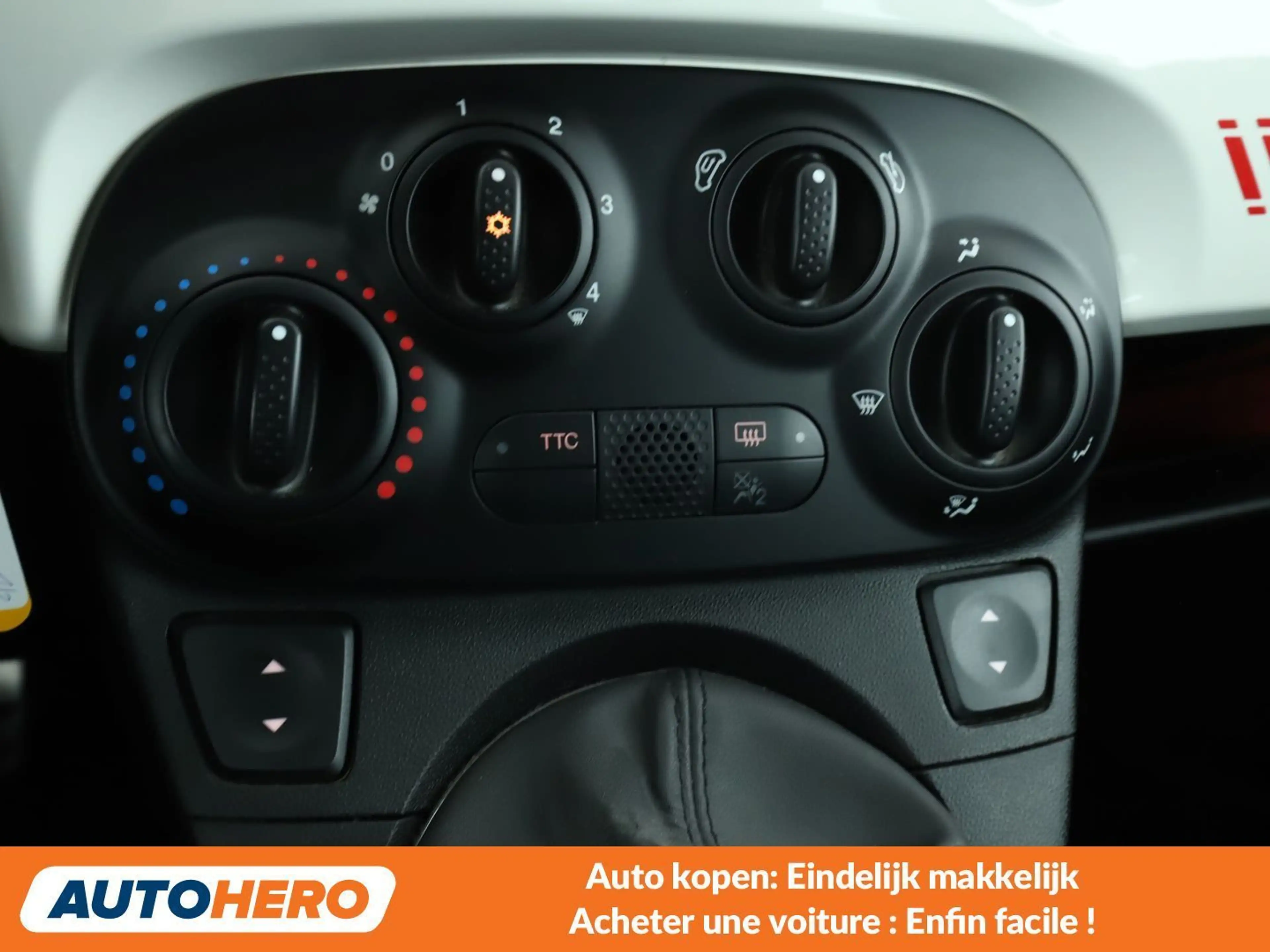 Abarth 500 1.4 Turbo Custom — photo 3