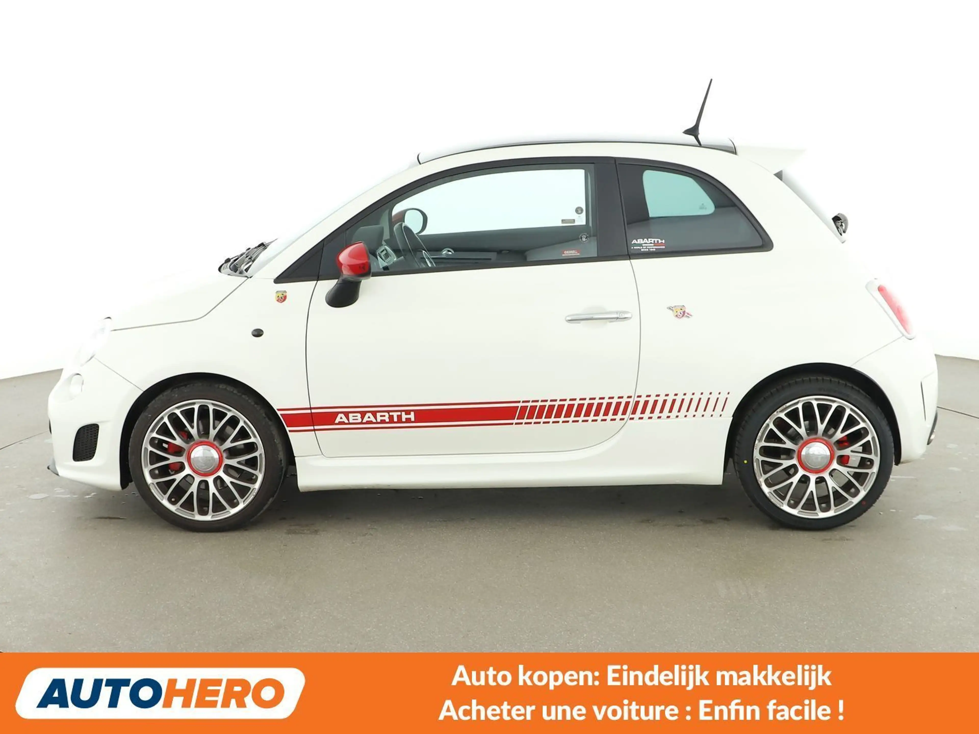 Abarth 500 1.4 Turbo Custom — photo 12