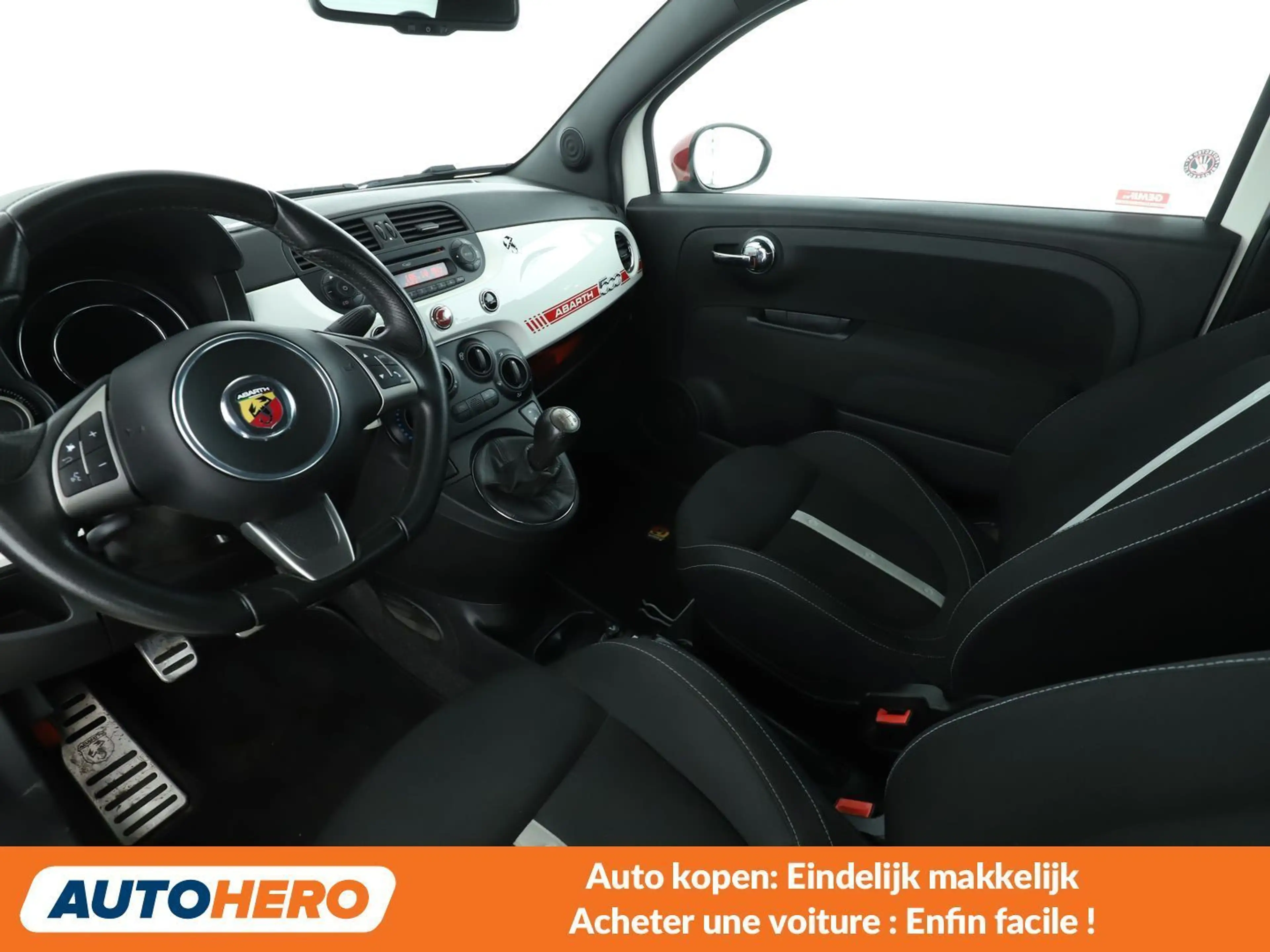 Abarth 500 1.4 Turbo Custom — photo 8