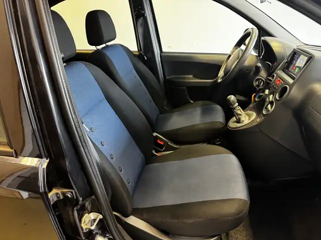 Fiat Panda view 9