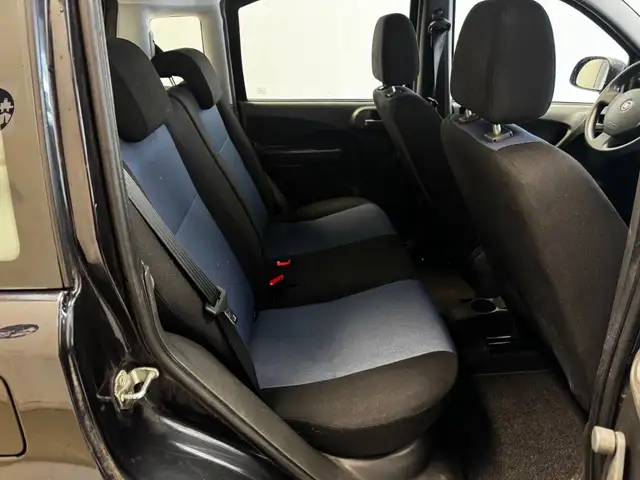 Fiat Panda view 11