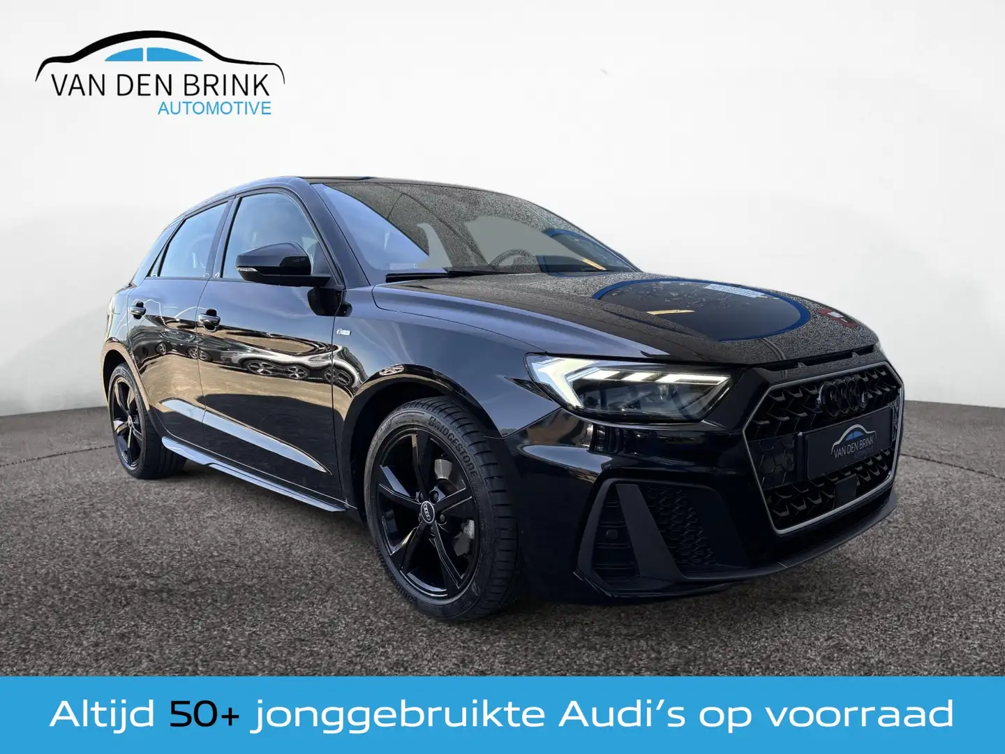 Audi A1 Sportback 30 TFSI S Line LED CarPlay Noir - 1