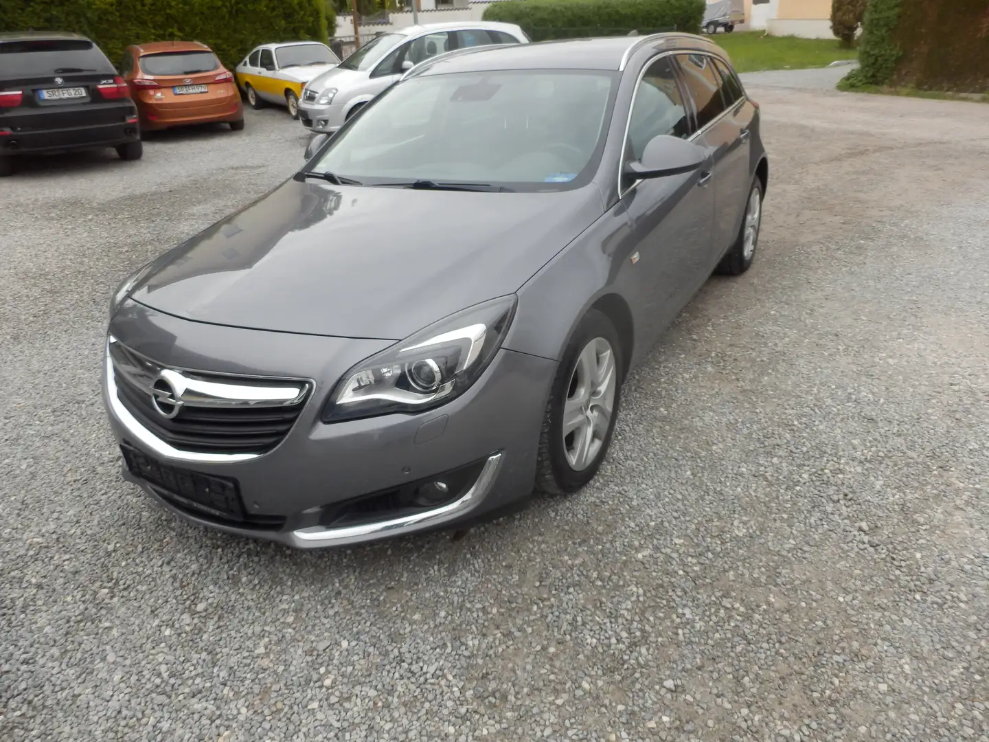 Opel Insignia Innovation Automatik ,Navi, Sitzheizung, Klima Grau - 1