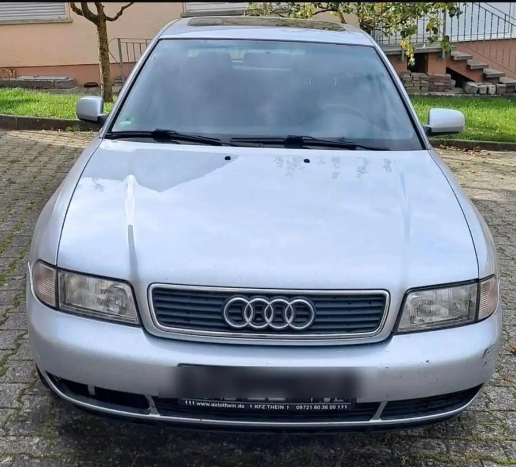 Audi A4 1.6, foto 1