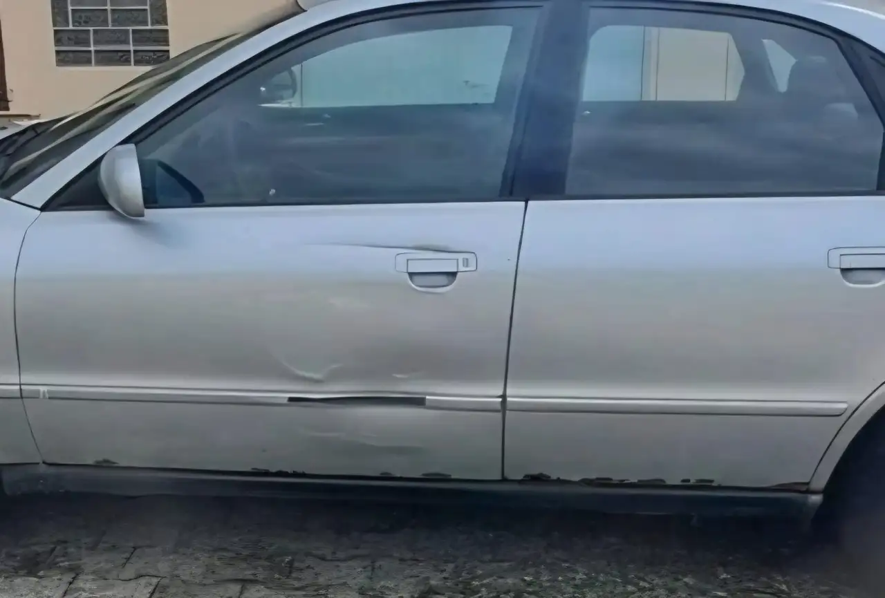 Audi A4 1.6, foto 5