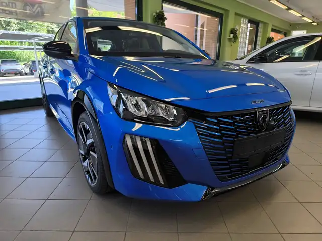 Peugeot 208 view 6