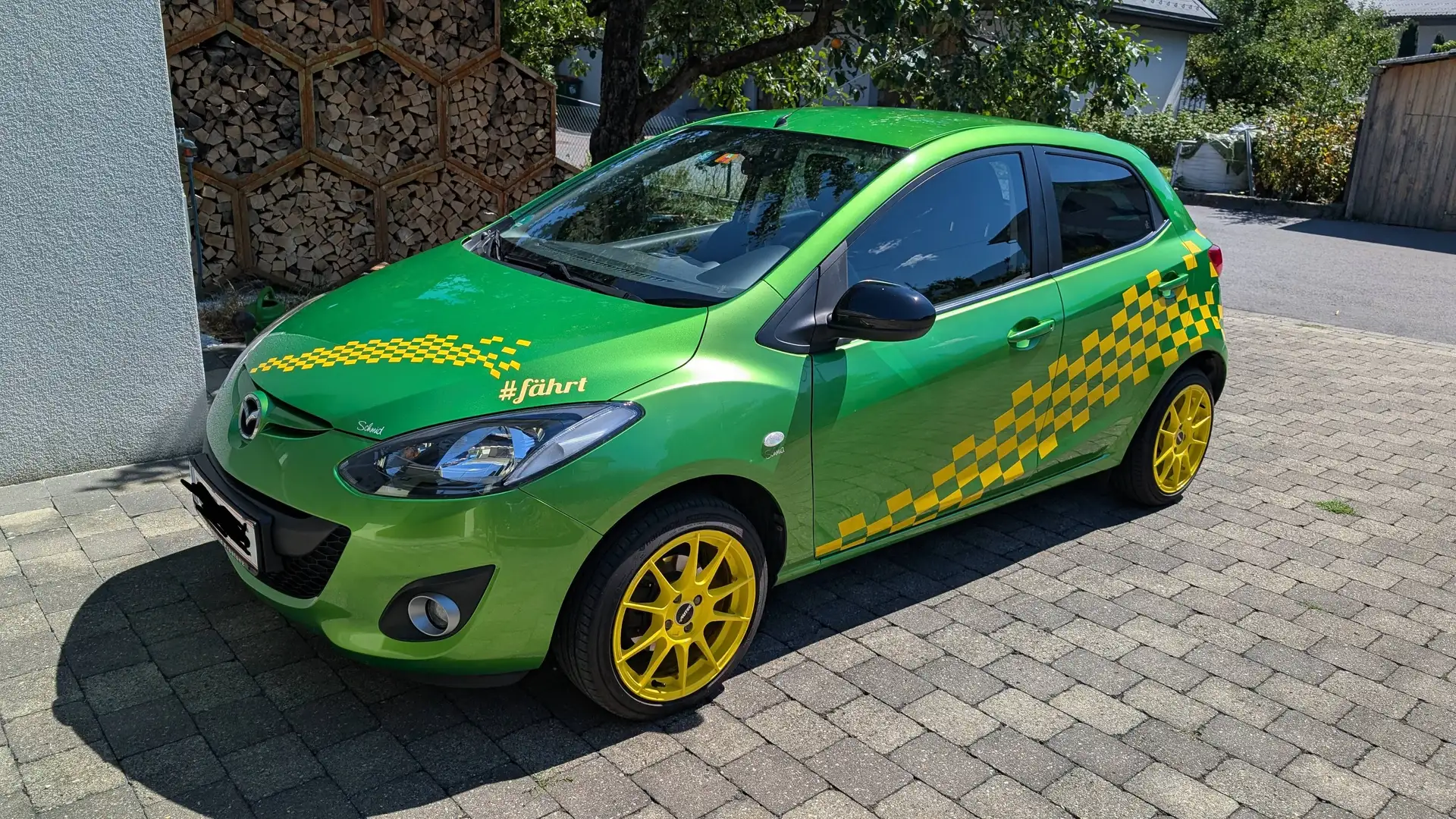 Mazda 2 Mazda 2 1,3i Takumi Grün - 2