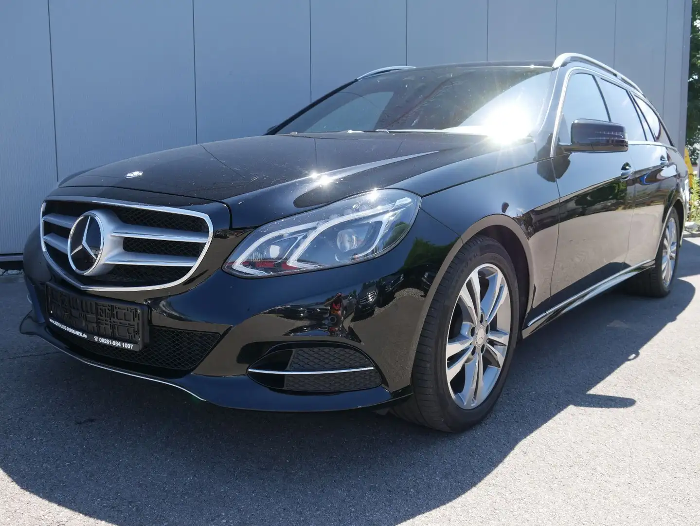 Mercedes-Benz E 350 CDI T 4Matic Avantgarde DISTR/H&K/MASSAGE Noir - 1