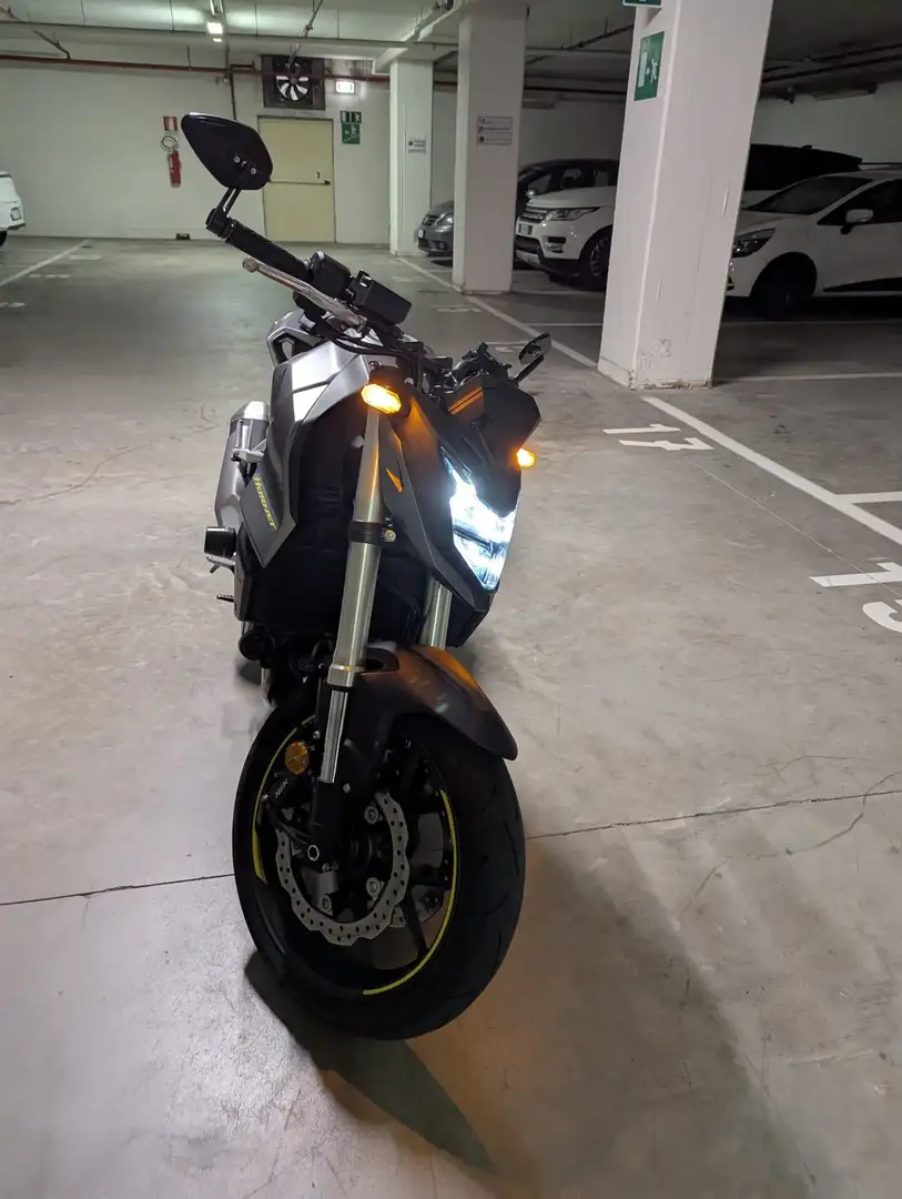Honda CB 750 Hornet Grigio - 1