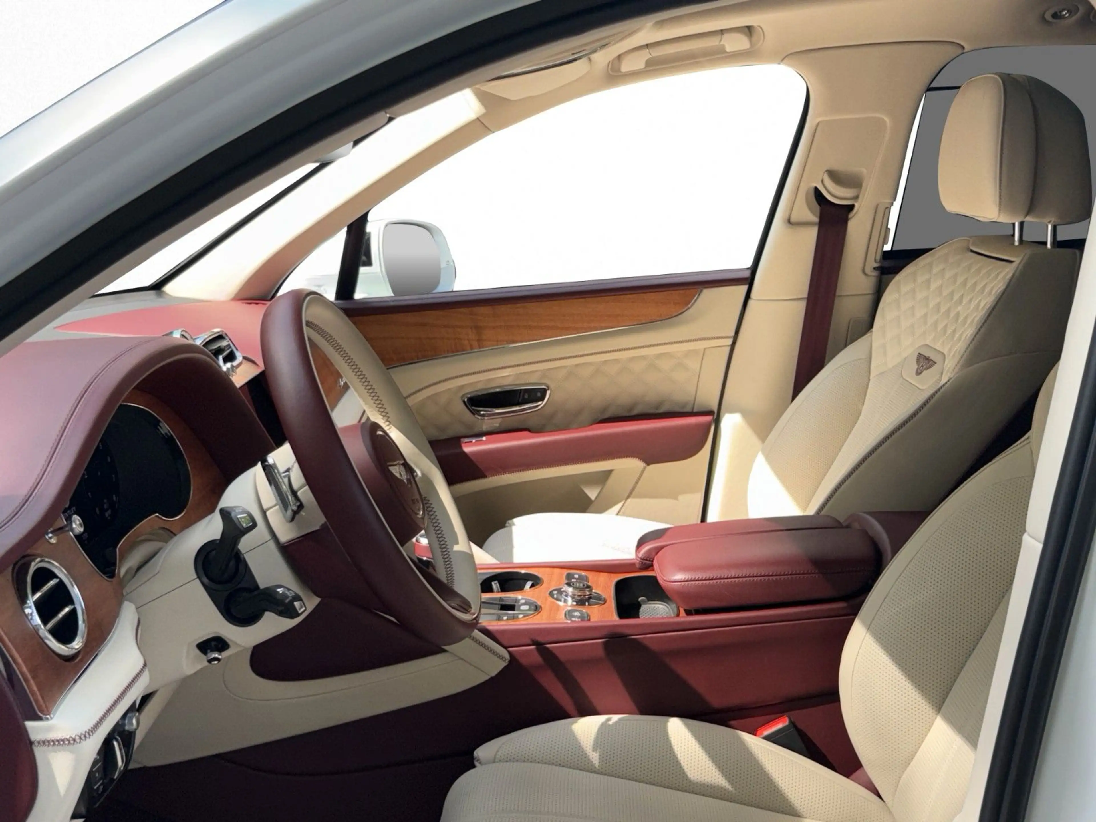 Bentley Bentayga 4.0 V8 white satin — photo 9