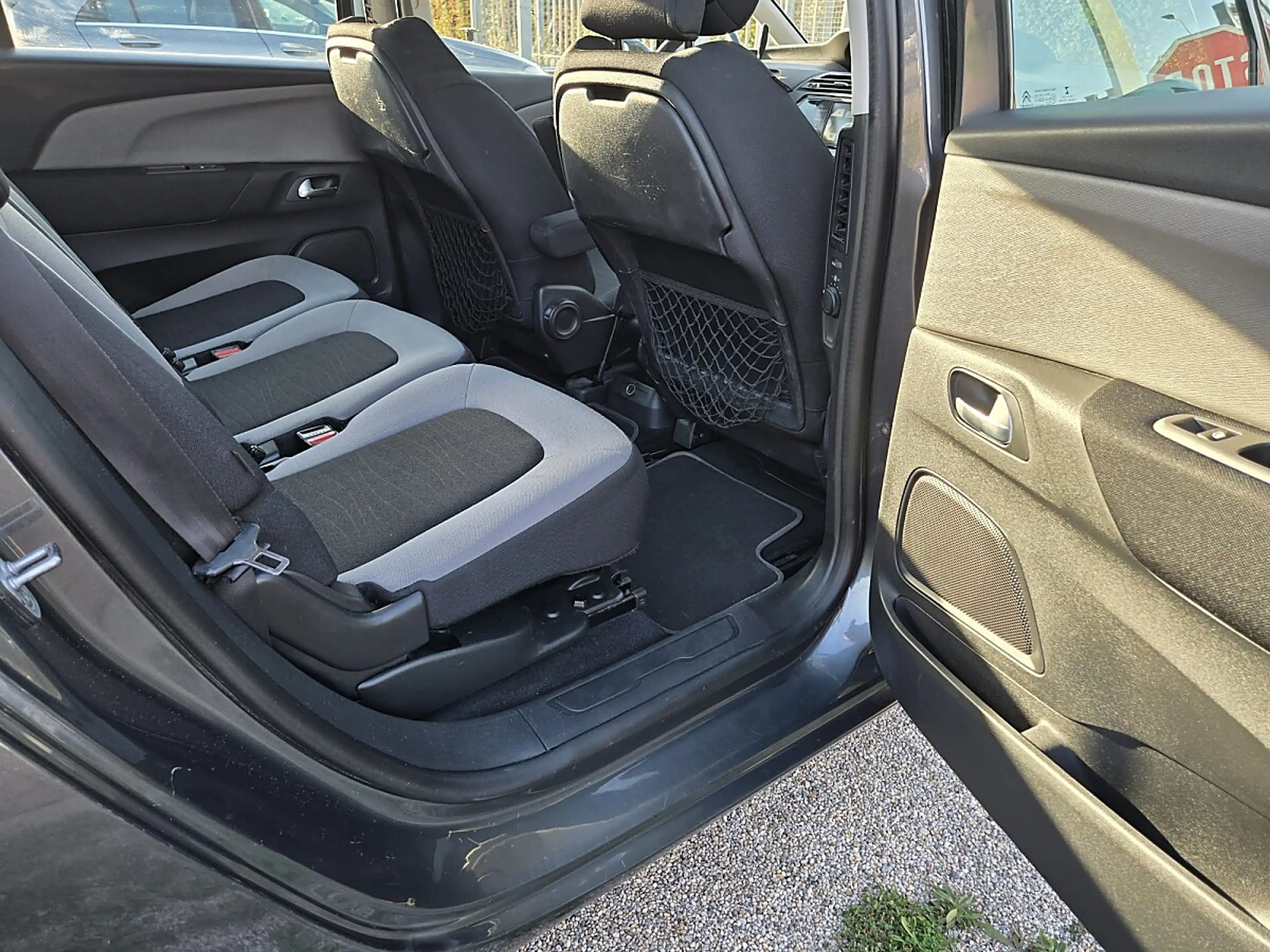 Citroen Grand C4 Picasso BlueHDi 120 S&S EAT6 Seduction — photo 12