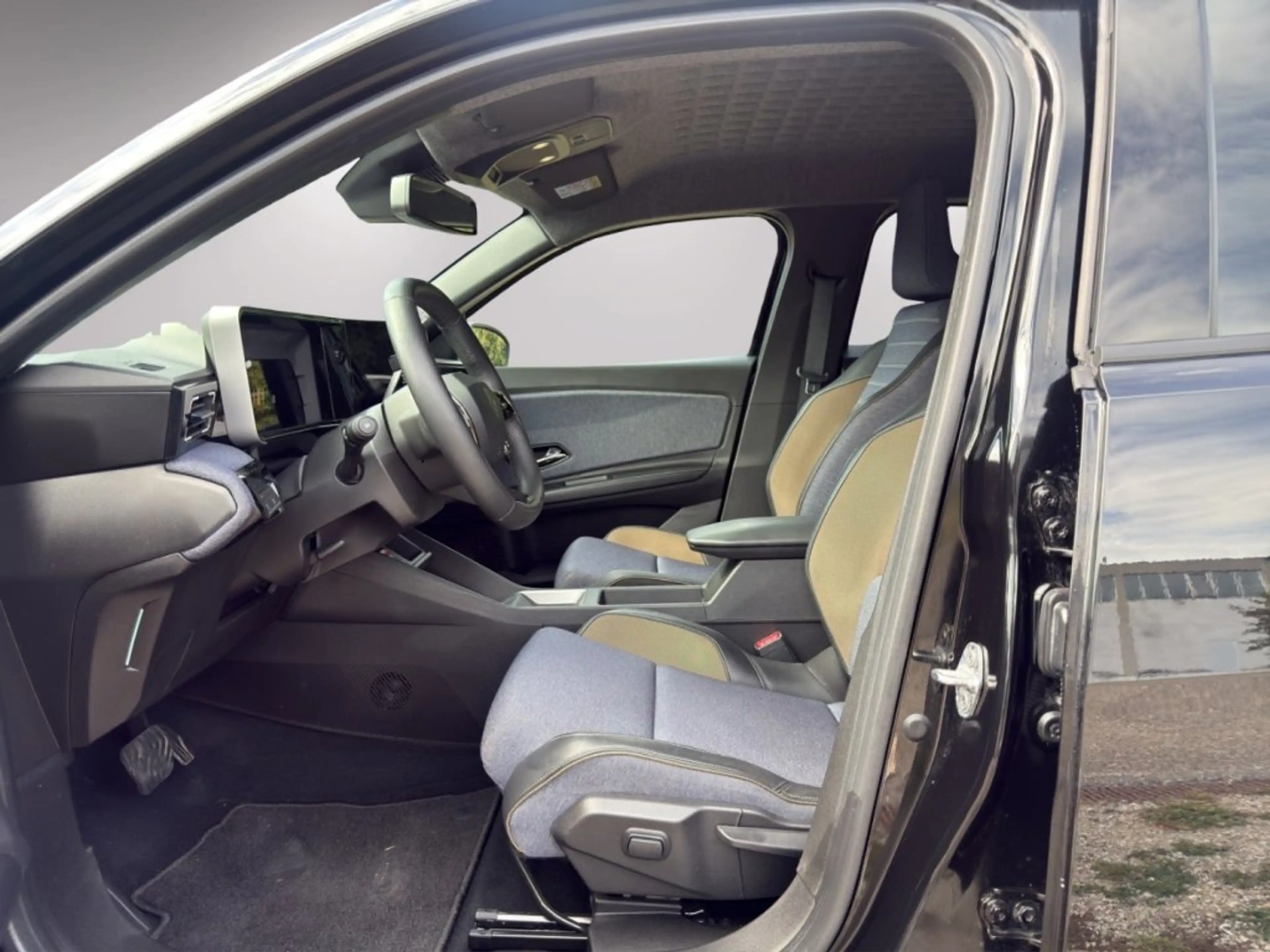Renault R 5 Comfort Range Techno — photo 7