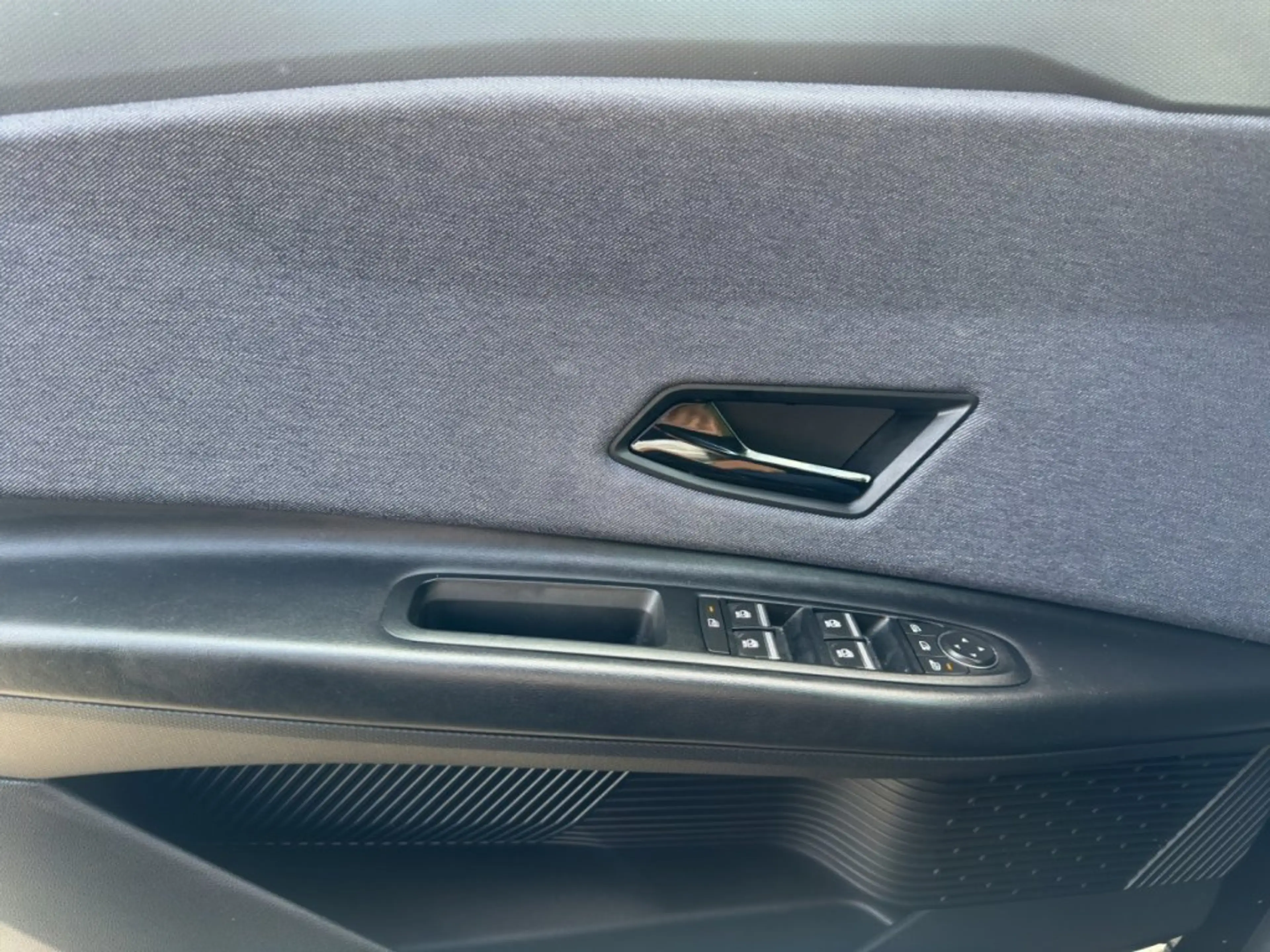 Renault R 5 Comfort Range Techno — photo 15