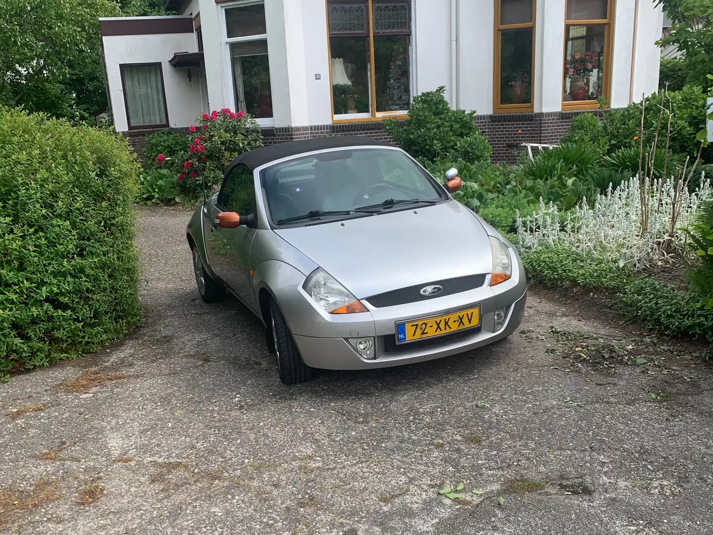 Ford Ka/Ka+ Ka/Ka+ 1.6 First Edition Plateado - 1