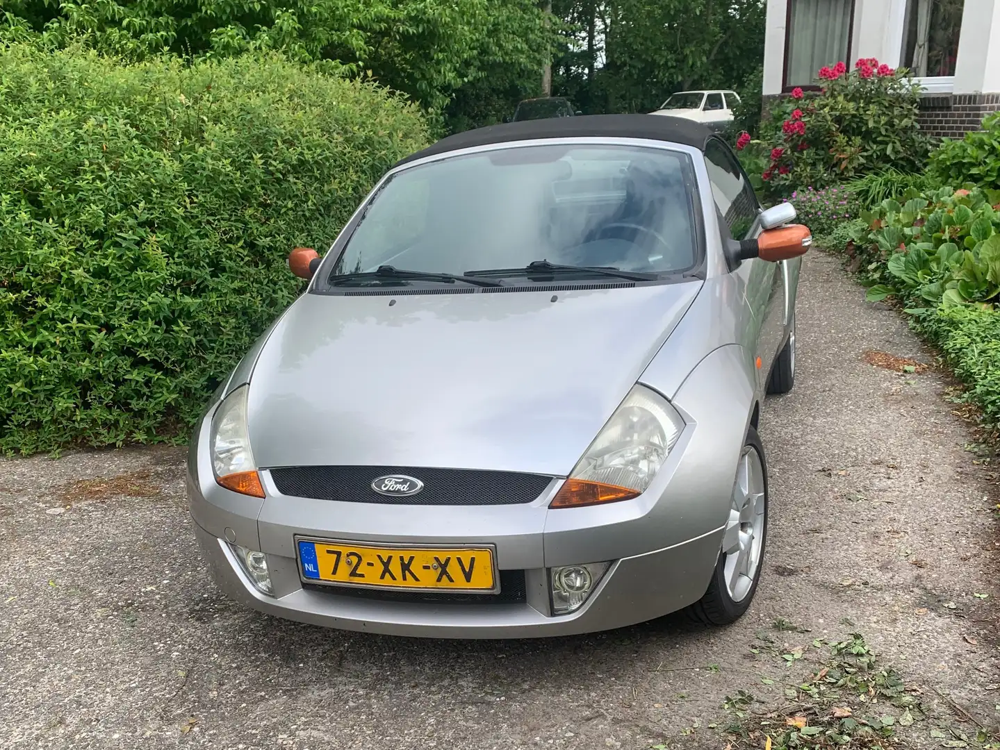 Ford Ka/Ka+ Ka/Ka+ 1.6 First Edition Plateado - 2