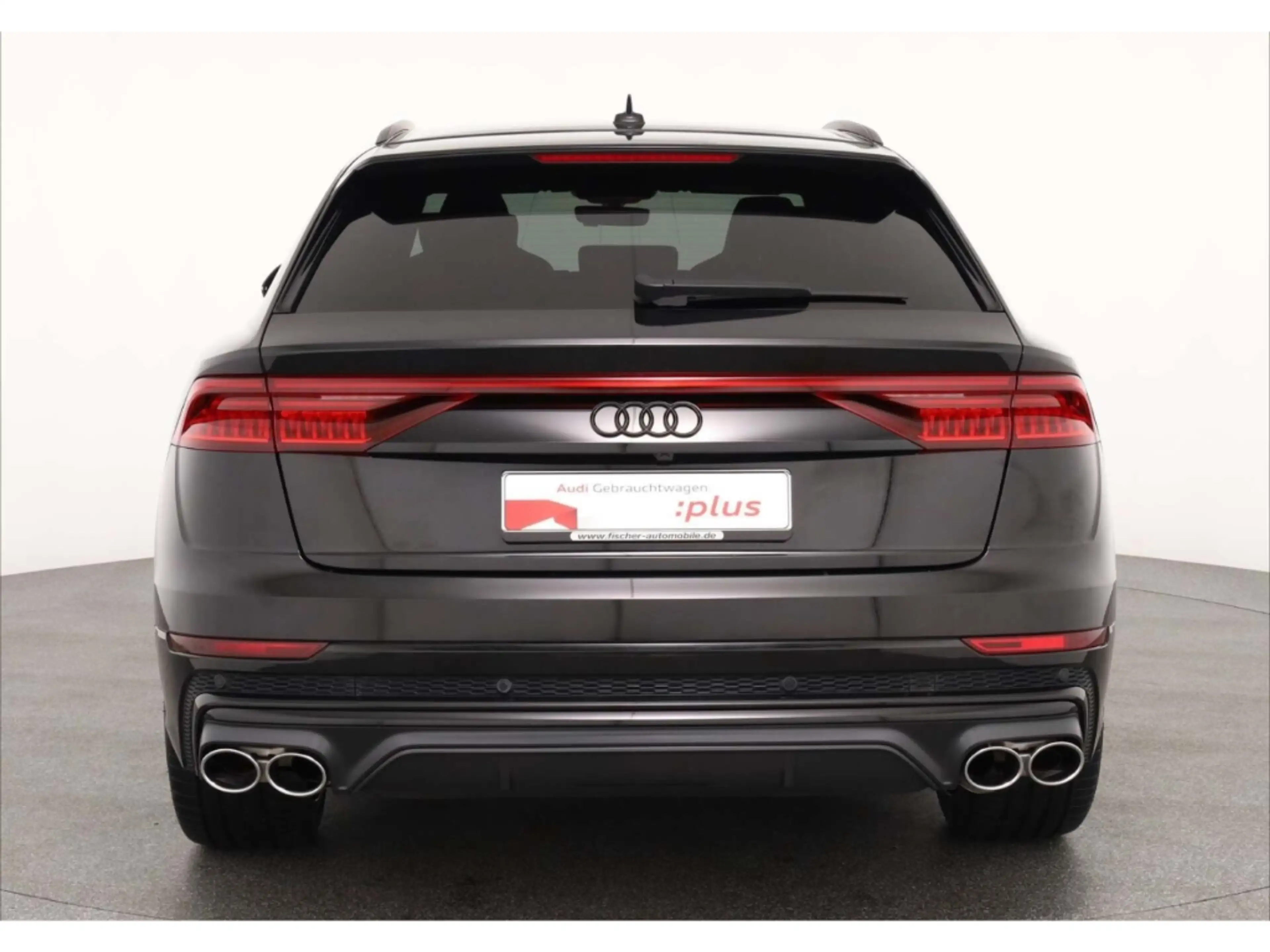 Audi SQ8 TFSI quattro — photo 6