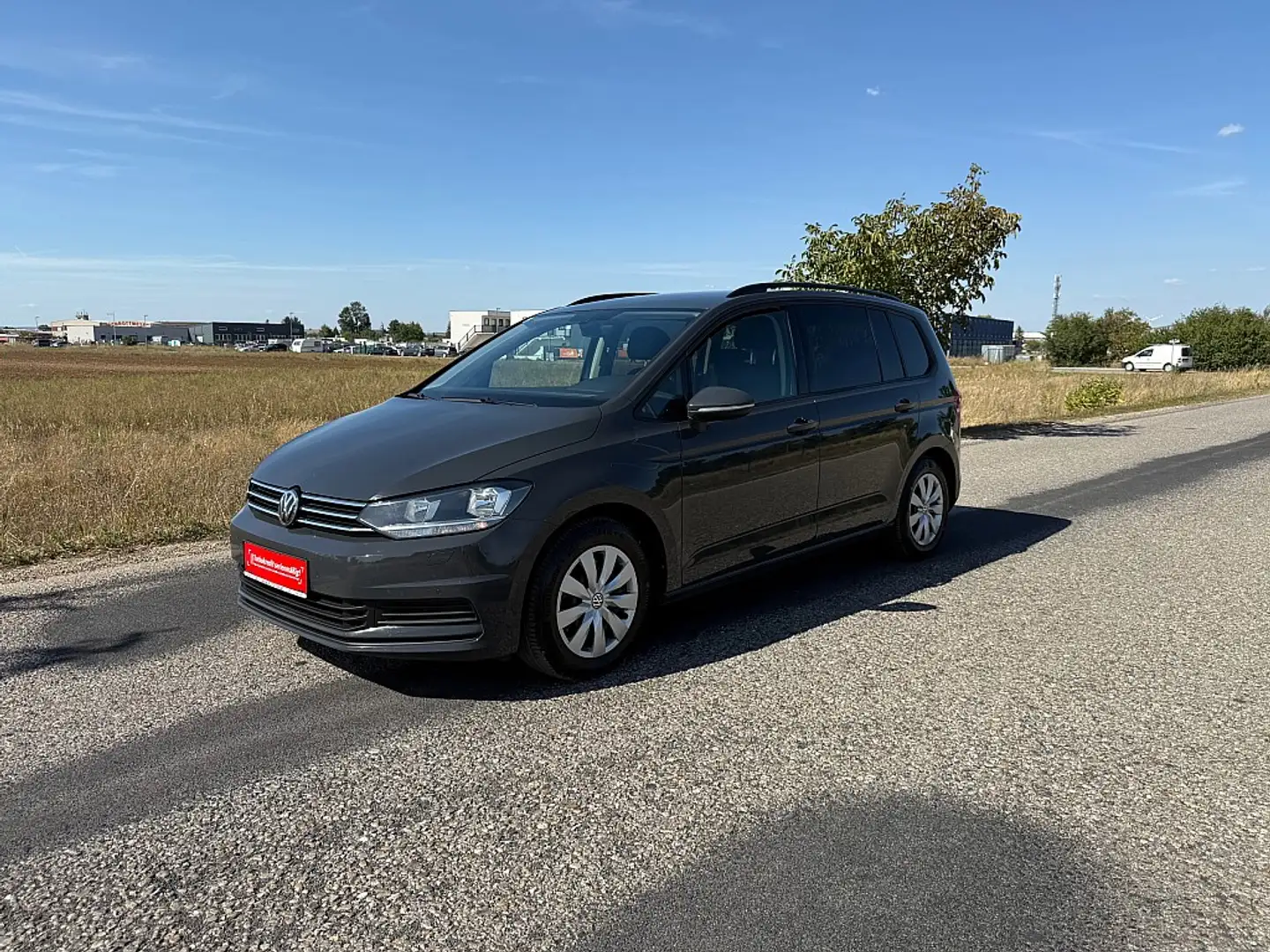 Volkswagen Touran Comfortline 1,6 SCR TDI *7 Sitze* Grau - 2